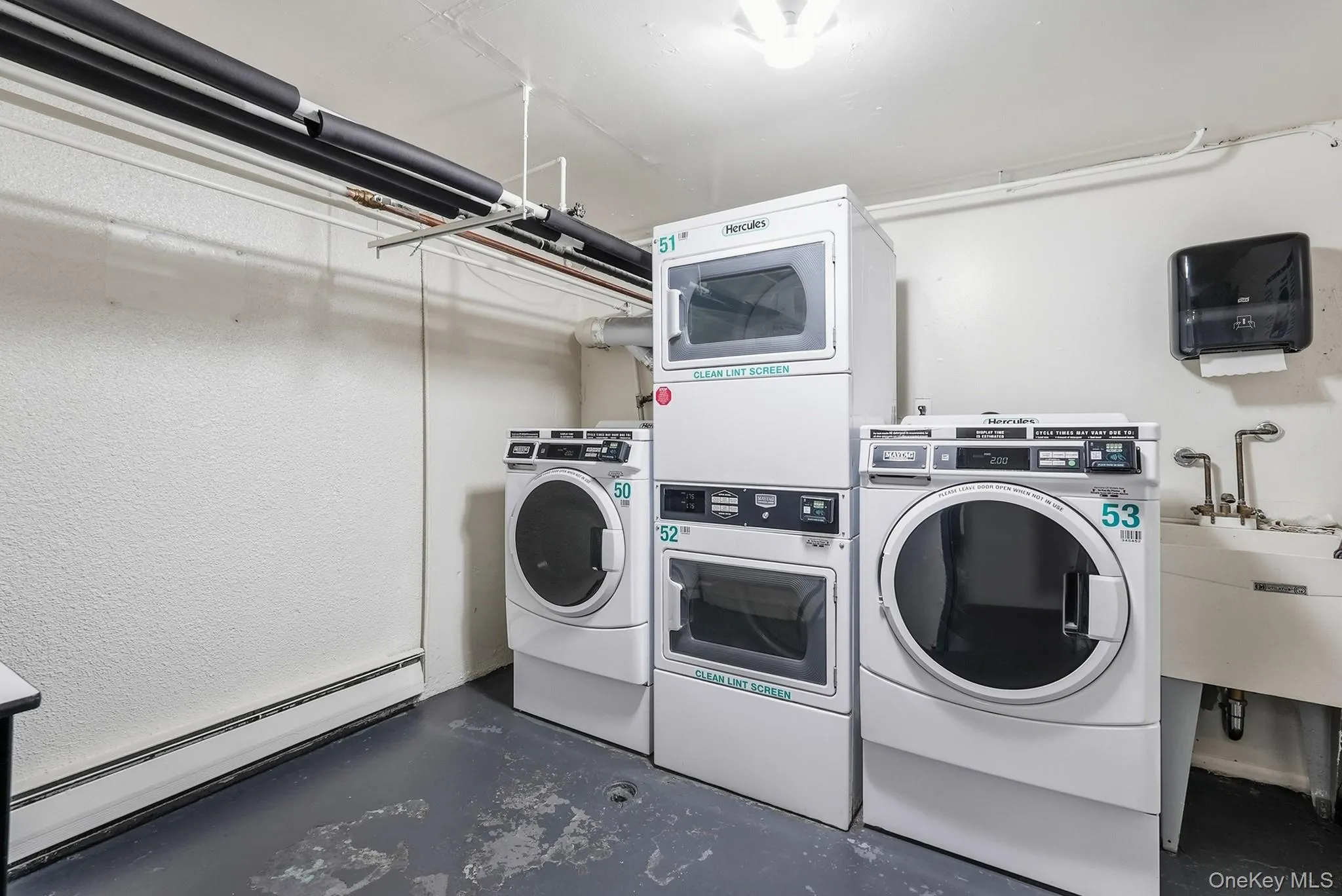 13 Brevoort Drive, Ramapo, NY, 1 Bedroom Bedrooms, 3 Rooms Rooms,1 BathroomBathrooms,Residential,For Rent,Brevoort,0,1050884 13 Brevoort Drive, Ramapo, NY, 1 Bedroom Bedrooms, 3 Rooms Rooms,1 BathroomBathrooms,Residential,For Rent,Brevoort,0,1050884