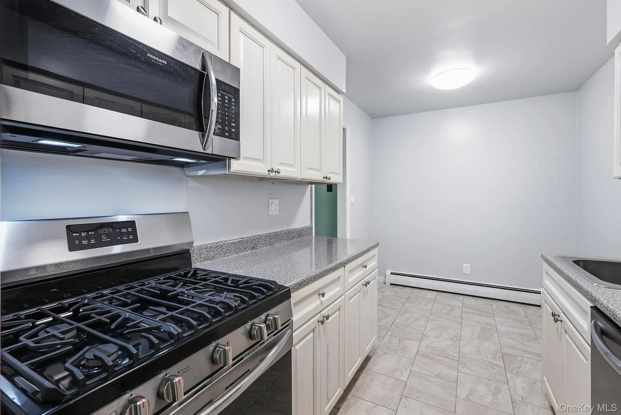 13 Brevoort Drive, Ramapo, NY, 1 Bedroom Bedrooms, 3 Rooms Rooms,1 BathroomBathrooms,Residential,For Rent,Brevoort,0,1050884 13 Brevoort Drive, Ramapo, NY, 1 Bedroom Bedrooms, 3 Rooms Rooms,1 BathroomBathrooms,Residential,For Rent,Brevoort,0,1050884