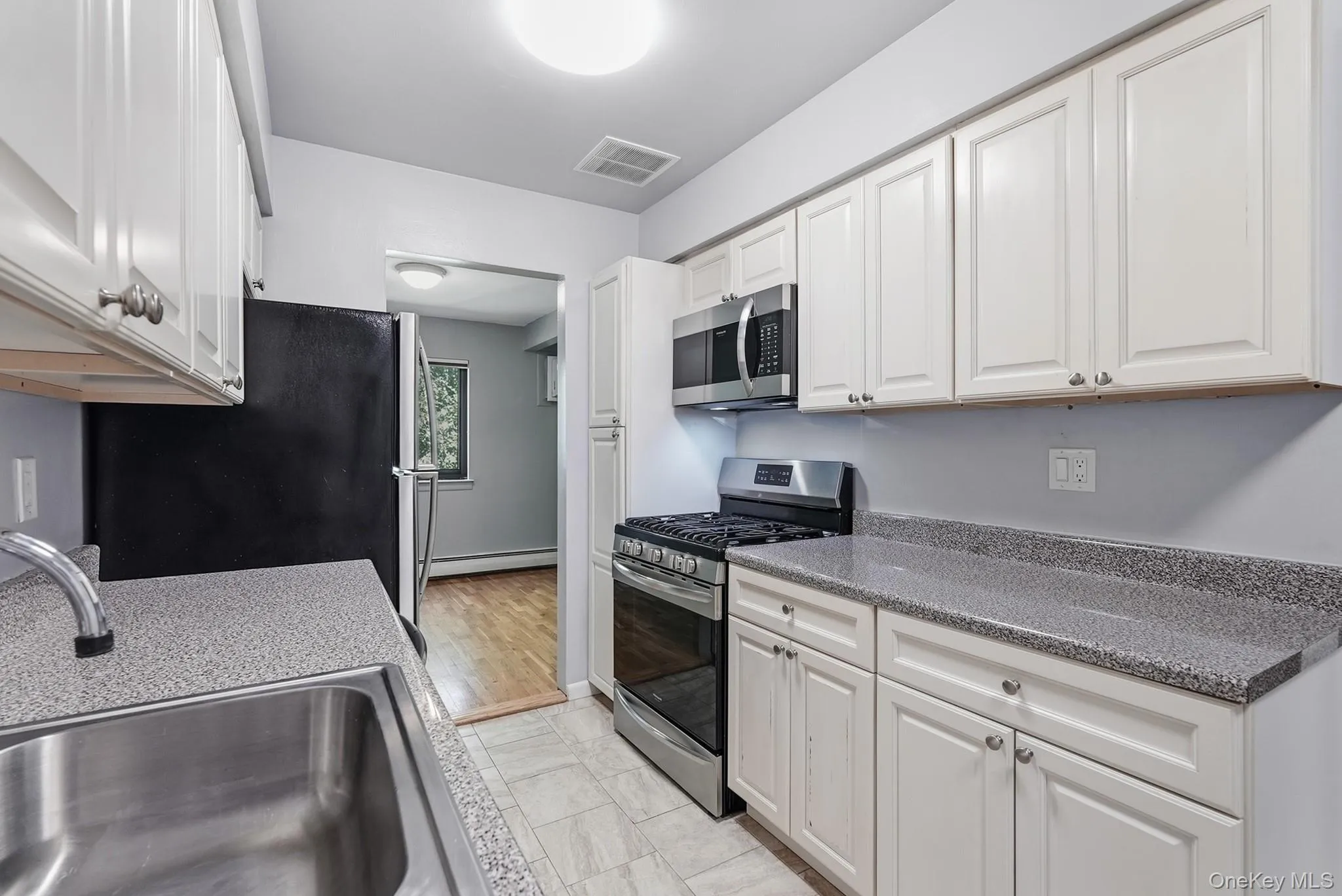 13 Brevoort Drive, Ramapo, NY, 1 Bedroom Bedrooms, 3 Rooms Rooms,1 BathroomBathrooms,Residential,For Rent,Brevoort,0,1050884 13 Brevoort Drive, Ramapo, NY, 1 Bedroom Bedrooms, 3 Rooms Rooms,1 BathroomBathrooms,Residential,For Rent,Brevoort,0,1050884