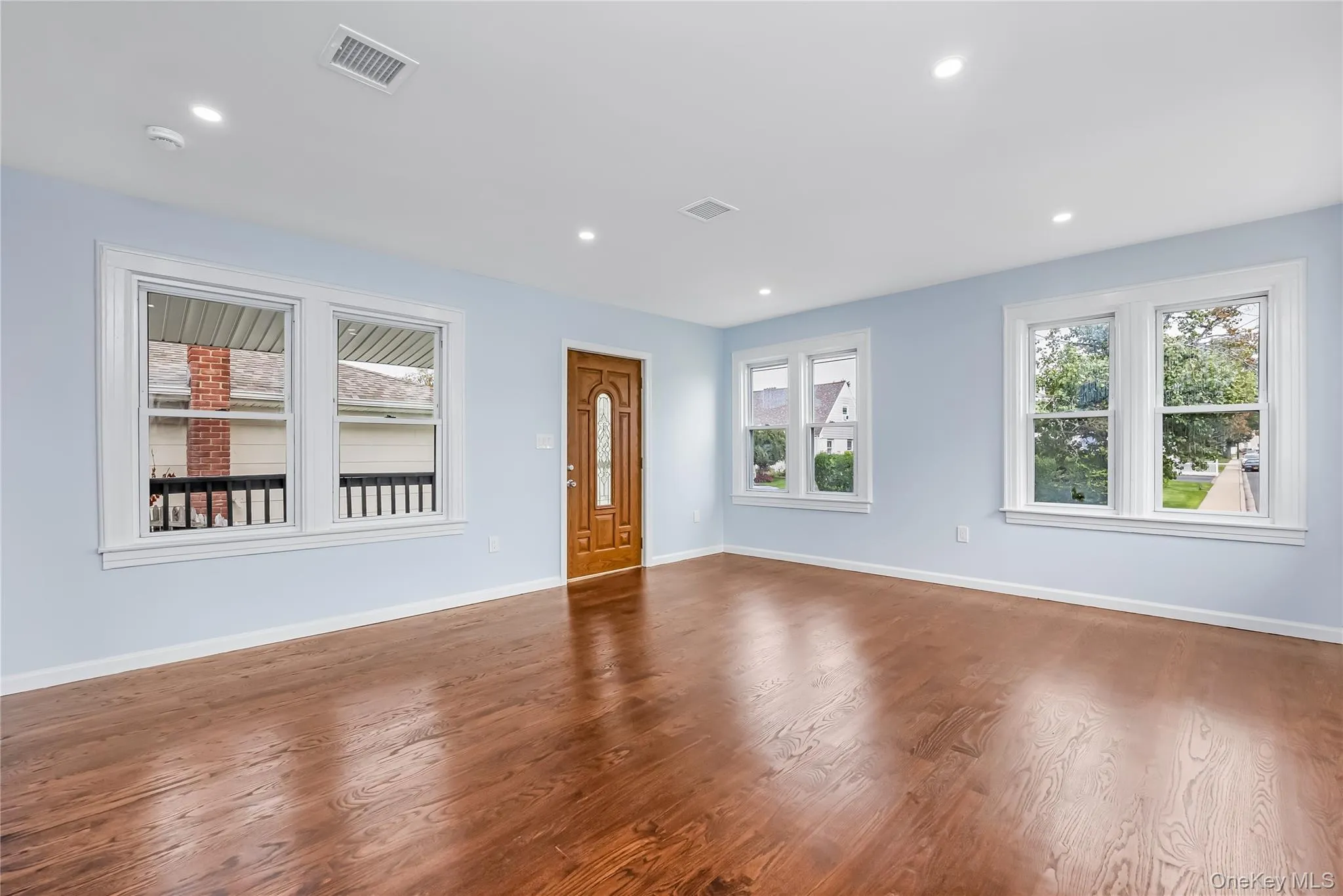 54 Marshall Street, Hempstead, NY, 3 Bedrooms Bedrooms, 6 Rooms Rooms,2 BathroomsBathrooms,Residential,For Rent,Marshall,0,1050885 54 Marshall Street, Hempstead, NY, 3 Bedrooms Bedrooms, 6 Rooms Rooms,2 BathroomsBathrooms,Residential,For Rent,Marshall,0,1050885