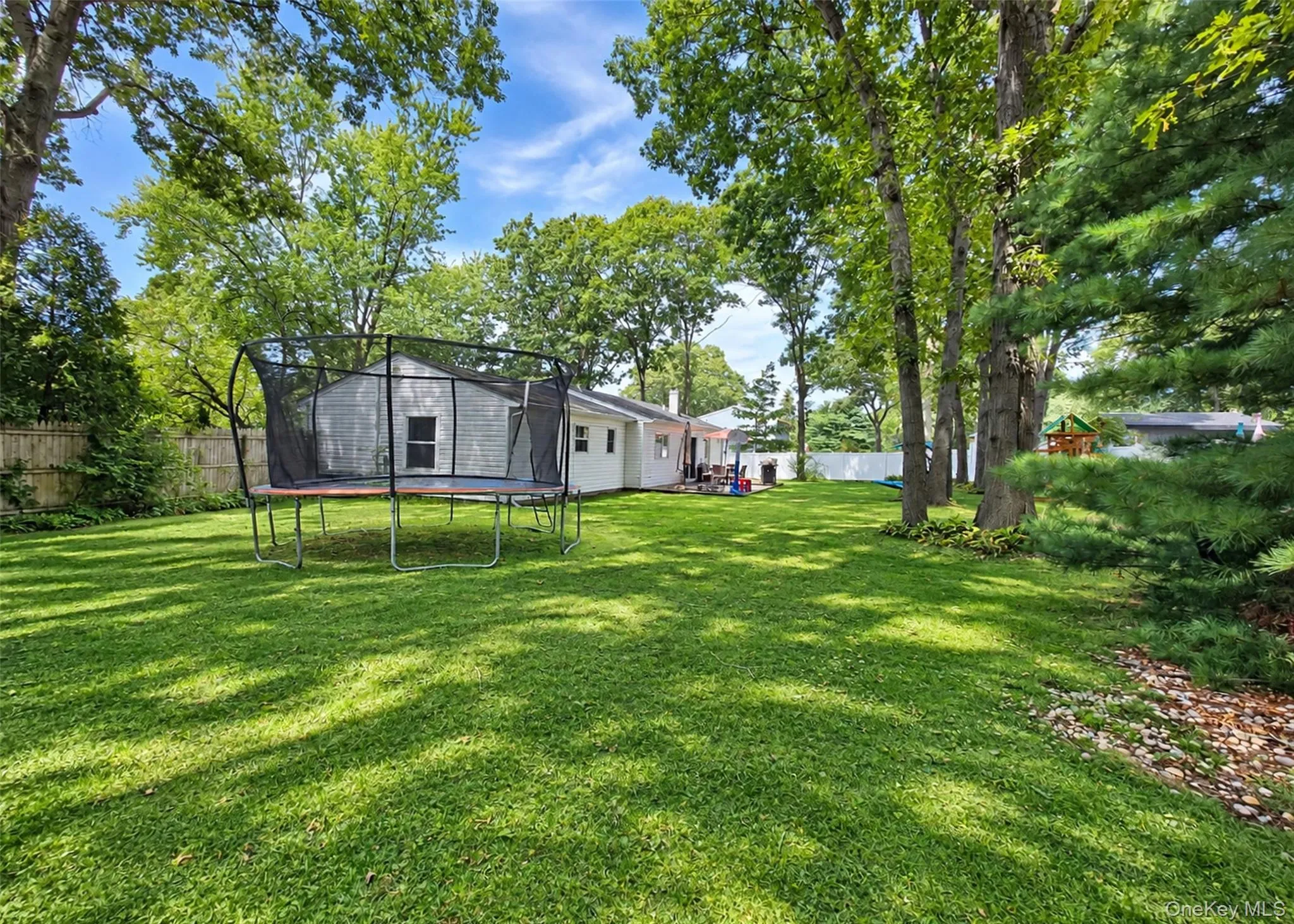 2679 Heather Avenue, Brookhaven, NY, 3 Bedrooms Bedrooms, 6 Rooms Rooms,1 BathroomBathrooms,Residential,For Rent,Heather,0,1050887 2679 Heather Avenue, Brookhaven, NY, 3 Bedrooms Bedrooms, 6 Rooms Rooms,1 BathroomBathrooms,Residential,For Rent,Heather,0,1050887