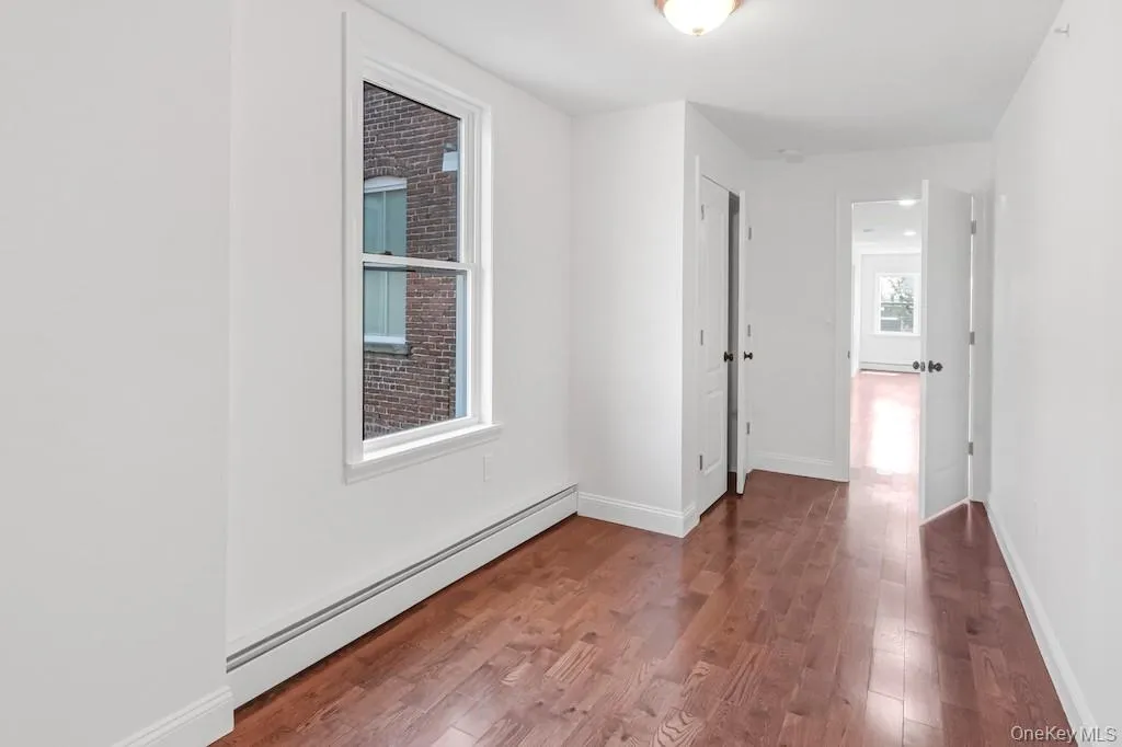 370 Broadway, Newburgh (city), NY, 3 Bedrooms Bedrooms, 5 Rooms Rooms,1 BathroomBathrooms,Residential Lease,For Rent,Broadway,0,1050894 370 Broadway, Newburgh (city), NY, 3 Bedrooms Bedrooms, 5 Rooms Rooms,1 BathroomBathrooms,Residential Lease,For Rent,Broadway,0,1050894