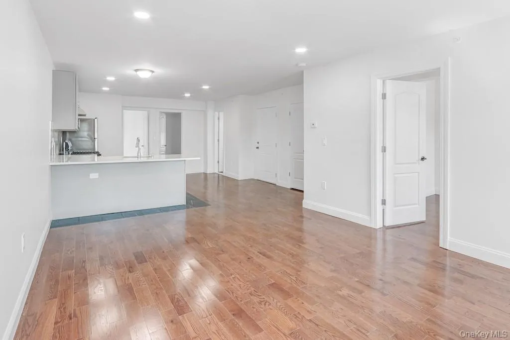 370 Broadway, Newburgh (city), NY, 3 Bedrooms Bedrooms, 5 Rooms Rooms,1 BathroomBathrooms,Residential Lease,For Rent,Broadway,0,1050894 370 Broadway, Newburgh (city), NY, 3 Bedrooms Bedrooms, 5 Rooms Rooms,1 BathroomBathrooms,Residential Lease,For Rent,Broadway,0,1050894
