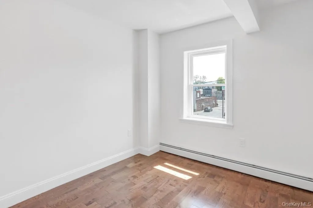 370 Broadway, Newburgh (city), NY, 3 Bedrooms Bedrooms, 5 Rooms Rooms,1 BathroomBathrooms,Residential Lease,For Rent,Broadway,0,1050894 370 Broadway, Newburgh (city), NY, 3 Bedrooms Bedrooms, 5 Rooms Rooms,1 BathroomBathrooms,Residential Lease,For Rent,Broadway,0,1050894