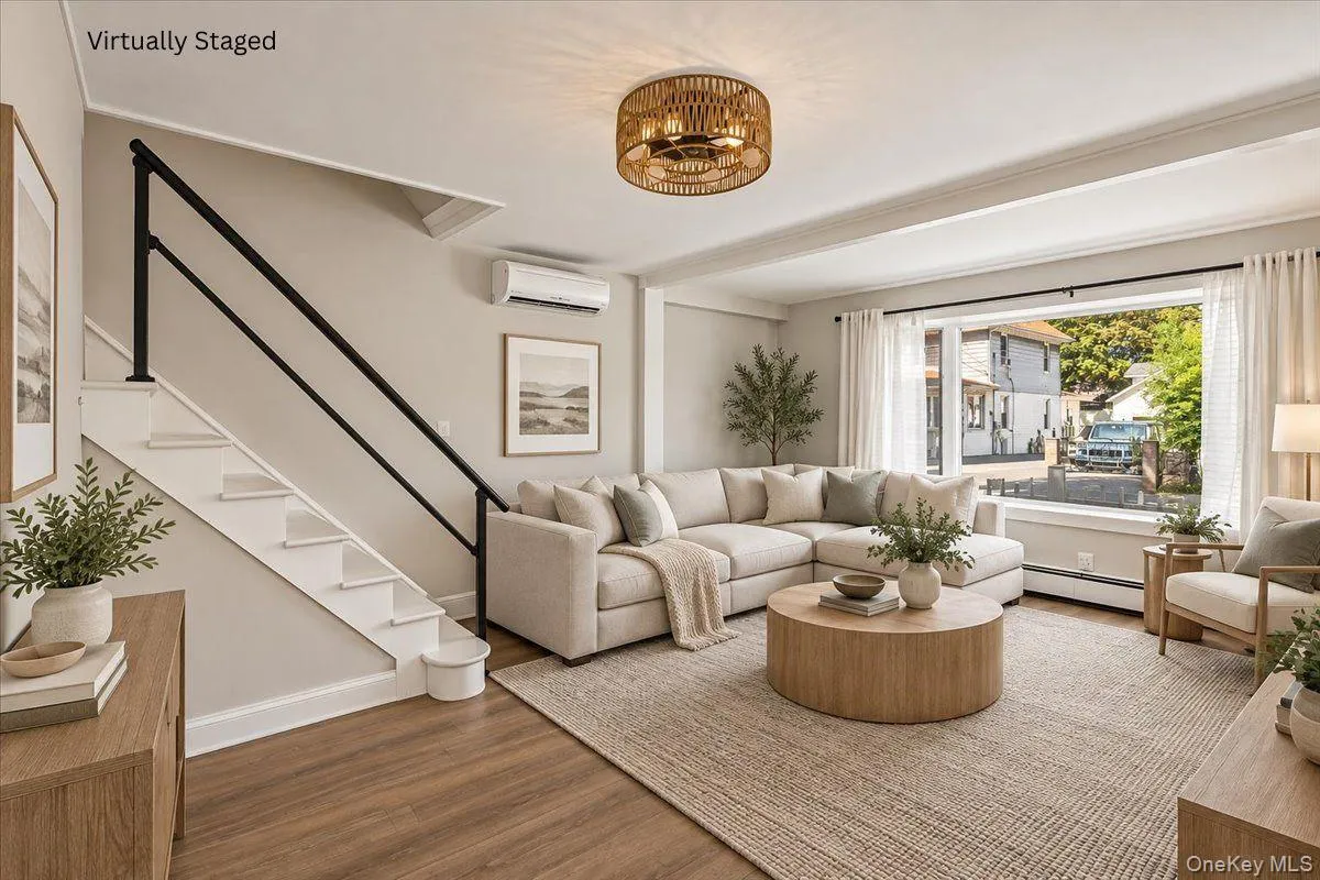 209-72 45th Drive, New York, NY, 3 Bedrooms Bedrooms, 6 Rooms Rooms,1 BathroomBathrooms,Residential,For Rent,45th,0,1050895 209-72 45th Drive, New York, NY, 3 Bedrooms Bedrooms, 6 Rooms Rooms,1 BathroomBathrooms,Residential,For Rent,45th,0,1050895