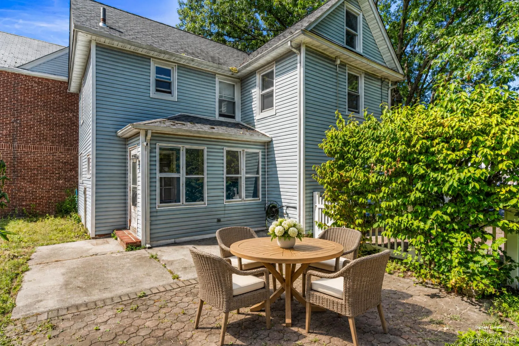 209-72 45th Drive, New York, NY, 3 Bedrooms Bedrooms, 6 Rooms Rooms,1 BathroomBathrooms,Residential,For Rent,45th,0,1050895 209-72 45th Drive, New York, NY, 3 Bedrooms Bedrooms, 6 Rooms Rooms,1 BathroomBathrooms,Residential,For Rent,45th,0,1050895