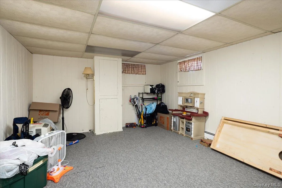 10 Seneca Drive, Oyster Bay, NY, 3 Bedrooms Bedrooms, 8 Rooms Rooms,2 BathroomsBathrooms,Residential,For Rent,Seneca,0,1050899 10 Seneca Drive, Oyster Bay, NY, 3 Bedrooms Bedrooms, 8 Rooms Rooms,2 BathroomsBathrooms,Residential,For Rent,Seneca,0,1050899