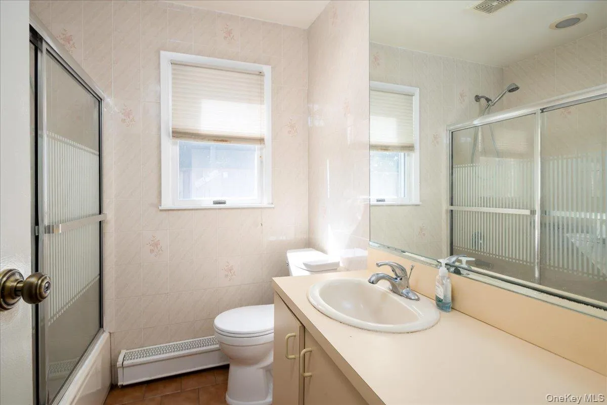 10 Seneca Drive, Oyster Bay, NY, 3 Bedrooms Bedrooms, 8 Rooms Rooms,2 BathroomsBathrooms,Residential,For Rent,Seneca,0,1050899 10 Seneca Drive, Oyster Bay, NY, 3 Bedrooms Bedrooms, 8 Rooms Rooms,2 BathroomsBathrooms,Residential,For Rent,Seneca,0,1050899