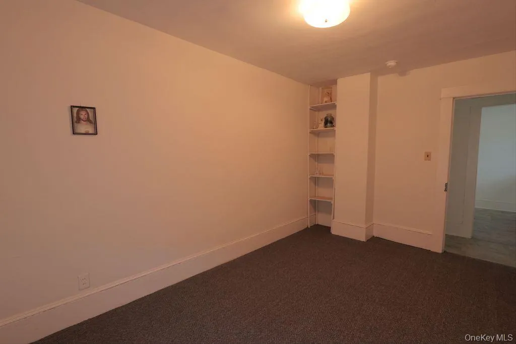 75 Maple Street, Newburgh (city), NY, 3 Bedrooms Bedrooms, 5 Rooms Rooms,1 BathroomBathrooms,Residential Lease,For Rent,Maple,0,1050901 75 Maple Street, Newburgh (city), NY, 3 Bedrooms Bedrooms, 5 Rooms Rooms,1 BathroomBathrooms,Residential Lease,For Rent,Maple,0,1050901