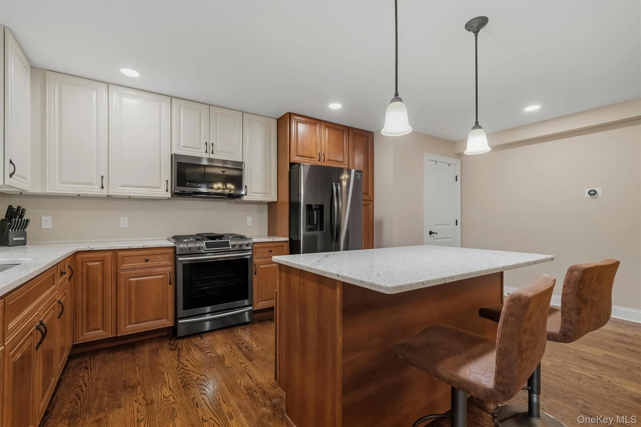 809 Fairway Court, New Windsor, NY, 3 Bedrooms Bedrooms, 7 Rooms Rooms,2 BathroomsBathrooms,Residential,For Rent,Fairway,0,1050902 809 Fairway Court, New Windsor, NY, 3 Bedrooms Bedrooms, 7 Rooms Rooms,2 BathroomsBathrooms,Residential,For Rent,Fairway,0,1050902