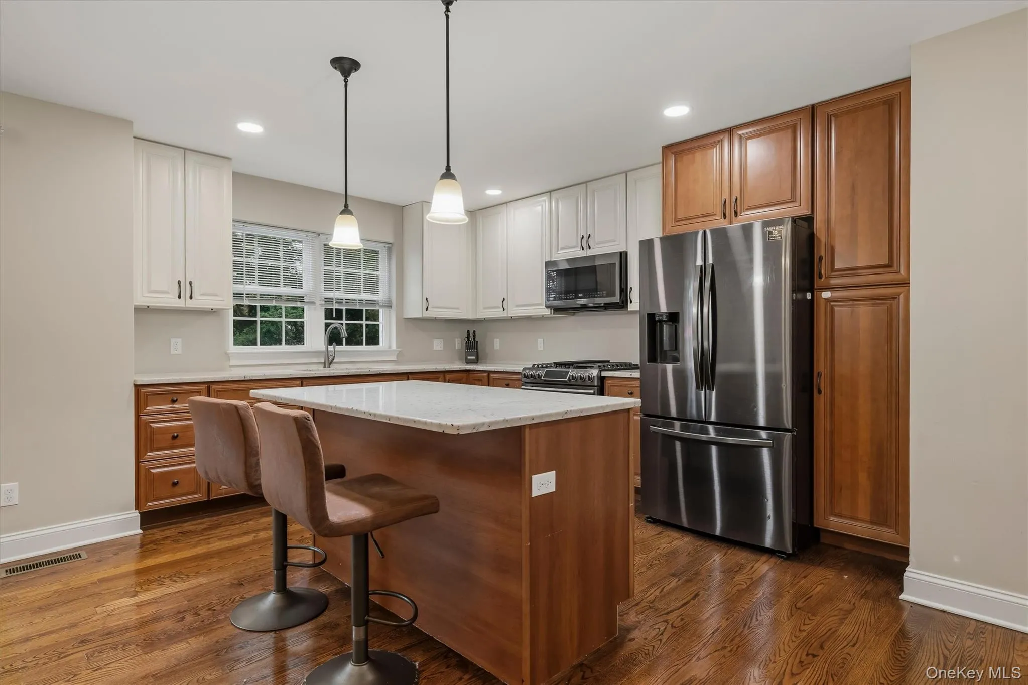809 Fairway Court, New Windsor, NY, 3 Bedrooms Bedrooms, 7 Rooms Rooms,2 BathroomsBathrooms,Residential,For Rent,Fairway,0,1050902 809 Fairway Court, New Windsor, NY, 3 Bedrooms Bedrooms, 7 Rooms Rooms,2 BathroomsBathrooms,Residential,For Rent,Fairway,0,1050902
