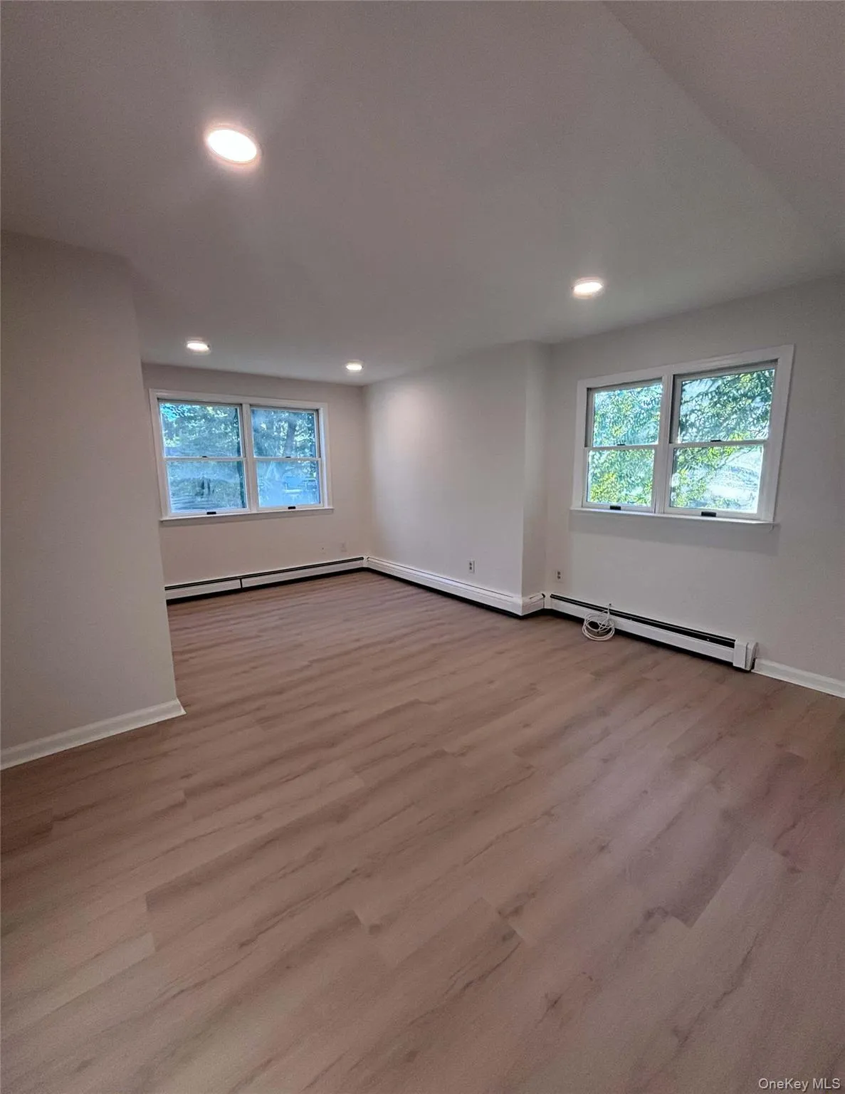 108 Dorset Avenue, North Hempstead, NY, 4 Bedrooms Bedrooms, 8 Rooms Rooms,2 BathroomsBathrooms,Residential,For Rent,Dorset,0,1050912 108 Dorset Avenue, North Hempstead, NY, 4 Bedrooms Bedrooms, 8 Rooms Rooms,2 BathroomsBathrooms,Residential,For Rent,Dorset,0,1050912