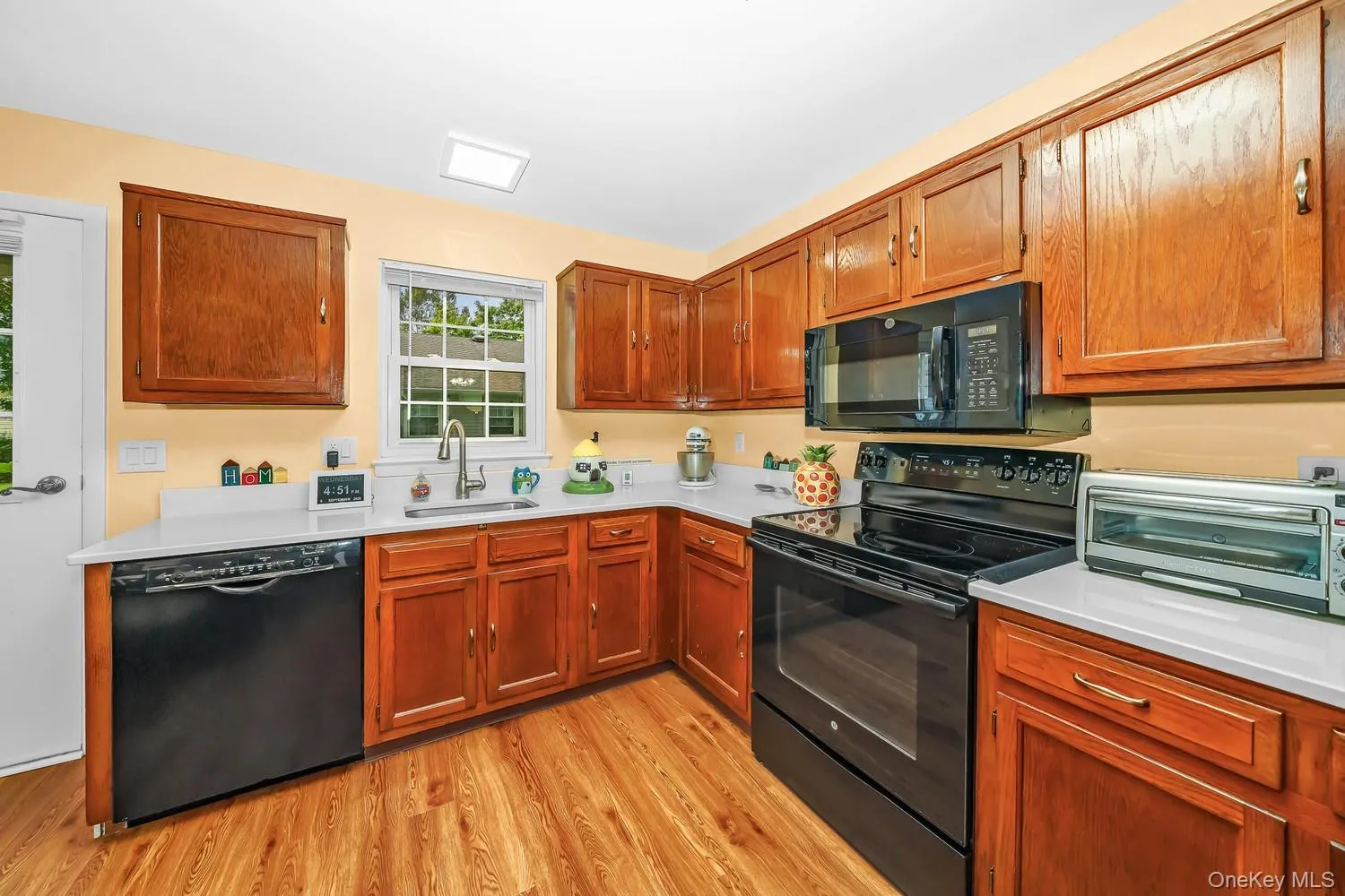 330 Brownfield Drive, Brookhaven, NY, 2 Bedrooms Bedrooms, 4 Rooms Rooms,1 BathroomBathrooms,Residential,For Rent,Brownfield,0,1050919 330 Brownfield Drive, Brookhaven, NY, 2 Bedrooms Bedrooms, 4 Rooms Rooms,1 BathroomBathrooms,Residential,For Rent,Brownfield,0,1050919