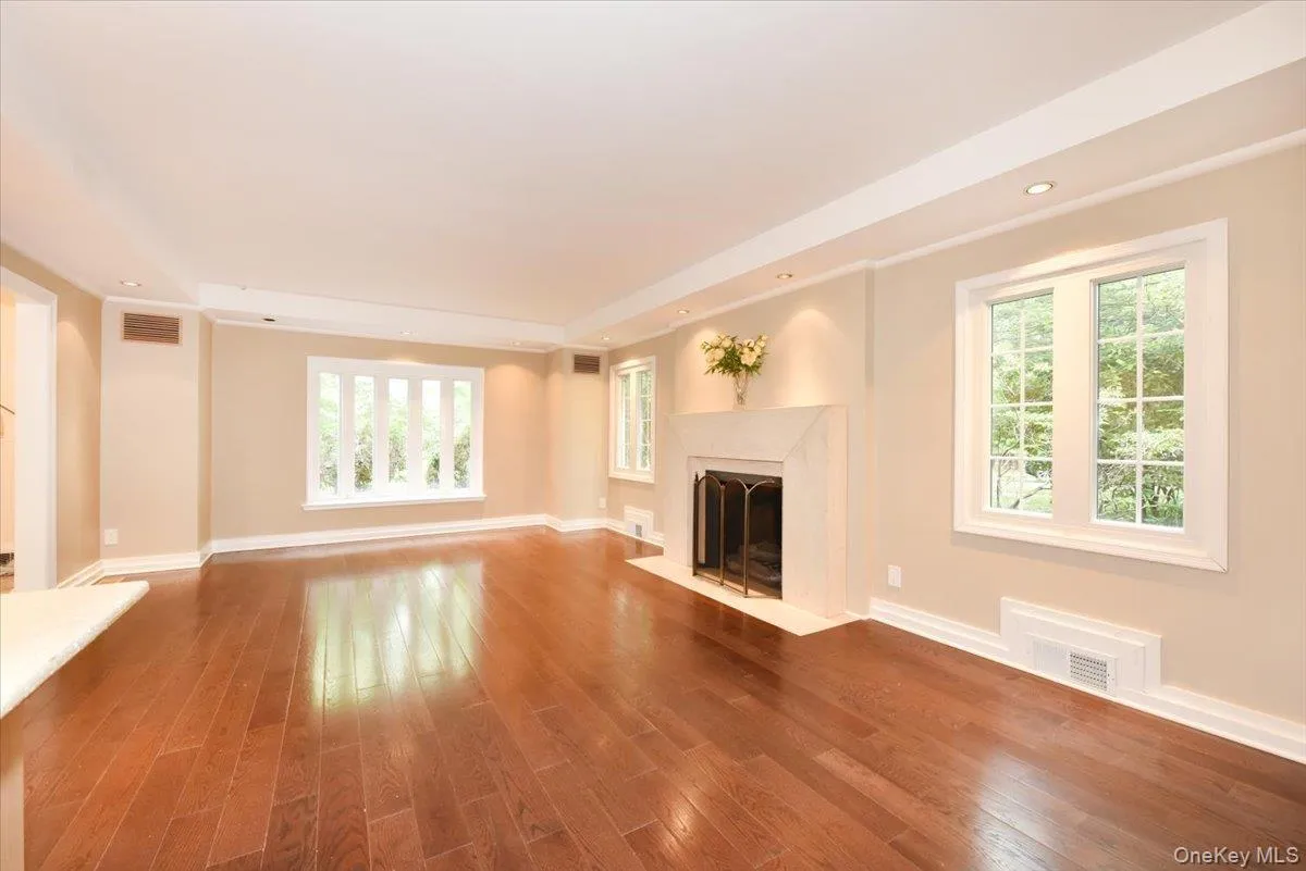 9 Dorset Road, North Hempstead, NY, 7 Bedrooms Bedrooms, 13 Rooms Rooms,4 BathroomsBathrooms,Residential,For Rent,Dorset,0,1050922 9 Dorset Road, North Hempstead, NY, 7 Bedrooms Bedrooms, 13 Rooms Rooms,4 BathroomsBathrooms,Residential,For Rent,Dorset,0,1050922