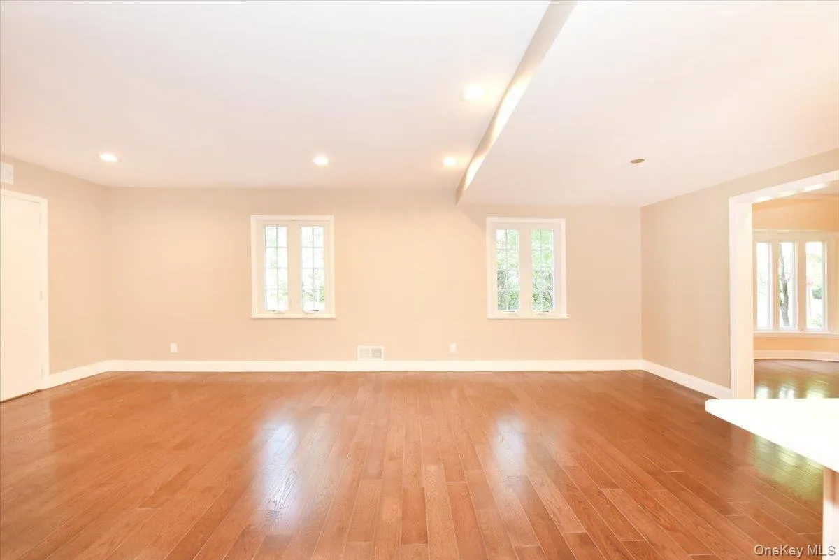 9 Dorset Road, North Hempstead, NY, 7 Bedrooms Bedrooms, 13 Rooms Rooms,4 BathroomsBathrooms,Residential,For Rent,Dorset,0,1050922 9 Dorset Road, North Hempstead, NY, 7 Bedrooms Bedrooms, 13 Rooms Rooms,4 BathroomsBathrooms,Residential,For Rent,Dorset,0,1050922