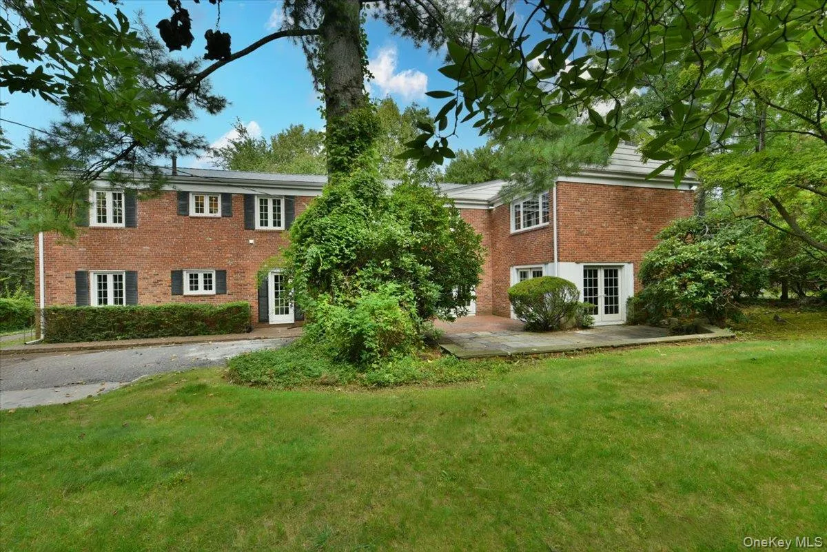 9 Dorset Road, North Hempstead, NY, 7 Bedrooms Bedrooms, 13 Rooms Rooms,4 BathroomsBathrooms,Residential,For Rent,Dorset,0,1050922 9 Dorset Road, North Hempstead, NY, 7 Bedrooms Bedrooms, 13 Rooms Rooms,4 BathroomsBathrooms,Residential,For Rent,Dorset,0,1050922