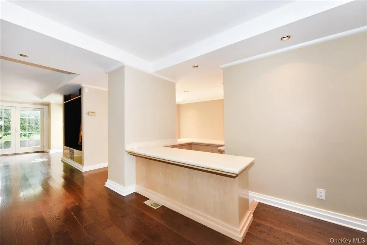 9 Dorset Road, North Hempstead, NY, 7 Bedrooms Bedrooms, 13 Rooms Rooms,4 BathroomsBathrooms,Residential,For Rent,Dorset,0,1050922 9 Dorset Road, North Hempstead, NY, 7 Bedrooms Bedrooms, 13 Rooms Rooms,4 BathroomsBathrooms,Residential,For Rent,Dorset,0,1050922