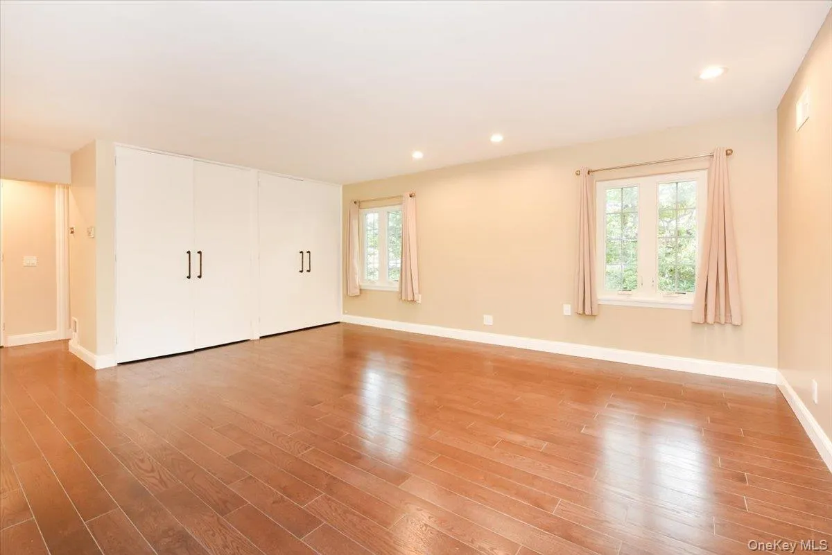 9 Dorset Road, North Hempstead, NY, 7 Bedrooms Bedrooms, 13 Rooms Rooms,4 BathroomsBathrooms,Residential,For Rent,Dorset,0,1050922 9 Dorset Road, North Hempstead, NY, 7 Bedrooms Bedrooms, 13 Rooms Rooms,4 BathroomsBathrooms,Residential,For Rent,Dorset,0,1050922