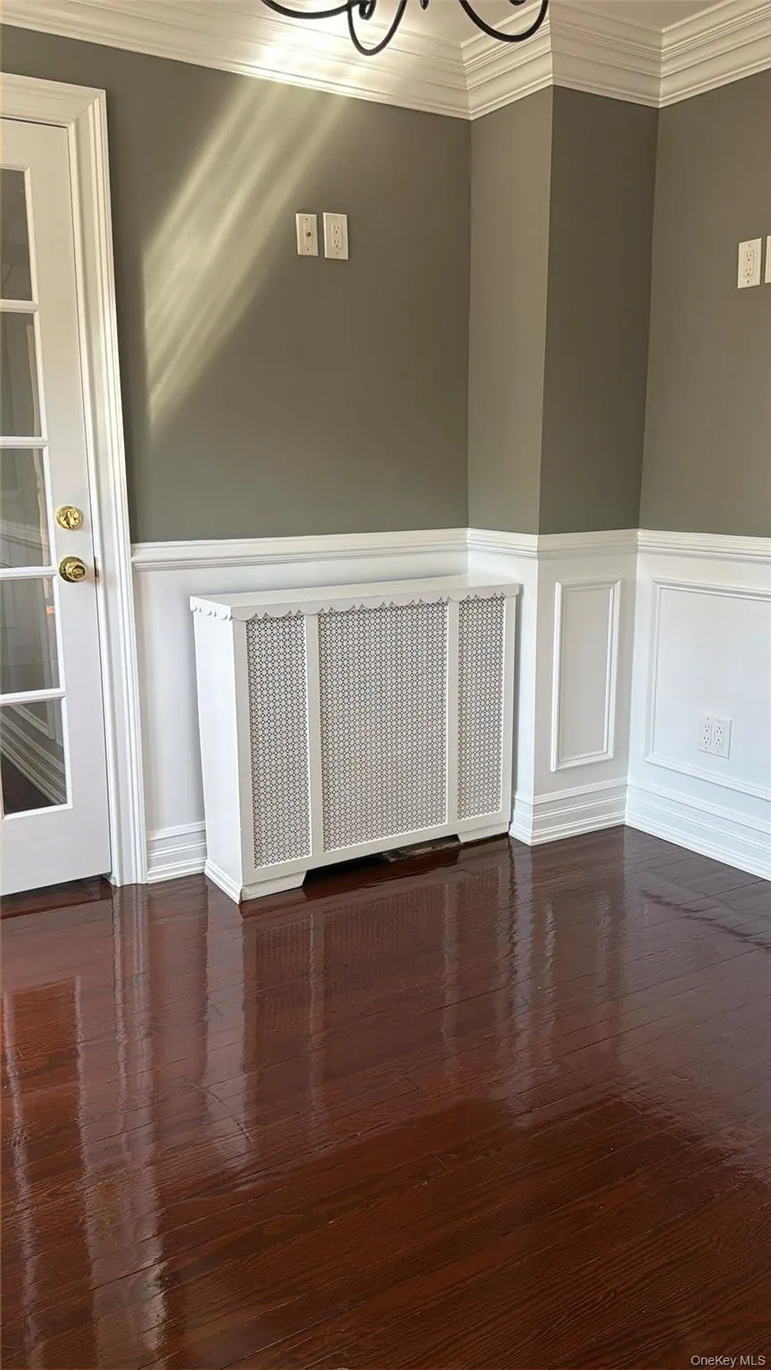 557 Newbridge Road, Hempstead, NY, 4 Bedrooms Bedrooms, 10 Rooms Rooms,3 BathroomsBathrooms,Residential,For Rent,Newbridge,0,1050923 557 Newbridge Road, Hempstead, NY, 4 Bedrooms Bedrooms, 10 Rooms Rooms,3 BathroomsBathrooms,Residential,For Rent,Newbridge,0,1050923