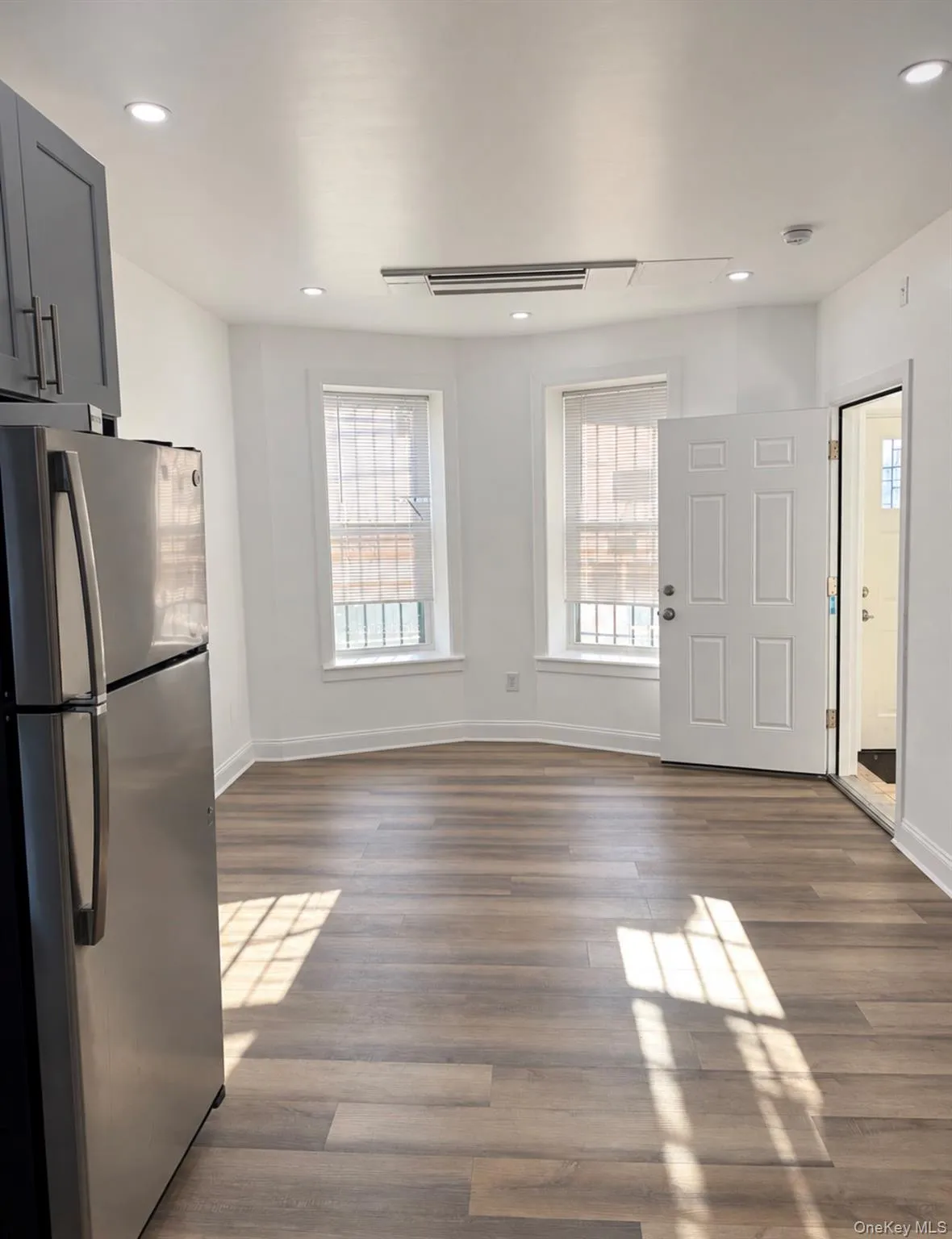 575 Barbey Street, New York, NY, 2 Bedroom Bedrooms, 5 Room Rooms,2 BathroomBathrooms,Residential Lease,For Rent,Barbey,0,1050929 575 Barbey Street, New York, NY, 2 Bedroom Bedrooms, 5 Room Rooms,2 BathroomBathrooms,Residential Lease,For Rent,Barbey,0,1050929