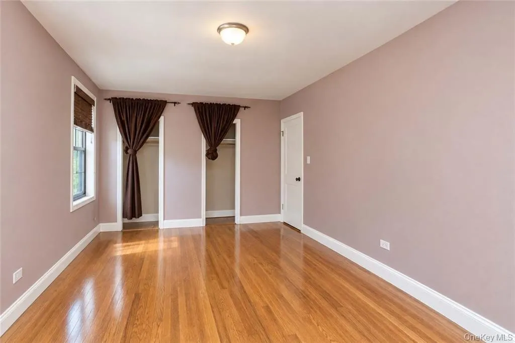 84-01 Main Street, New York, NY, 1 Bedroom Bedrooms, 3 Rooms Rooms,1 BathroomBathrooms,Residential,For Rent,Main,0,1050941 84-01 Main Street, New York, NY, 1 Bedroom Bedrooms, 3 Rooms Rooms,1 BathroomBathrooms,Residential,For Rent,Main,0,1050941