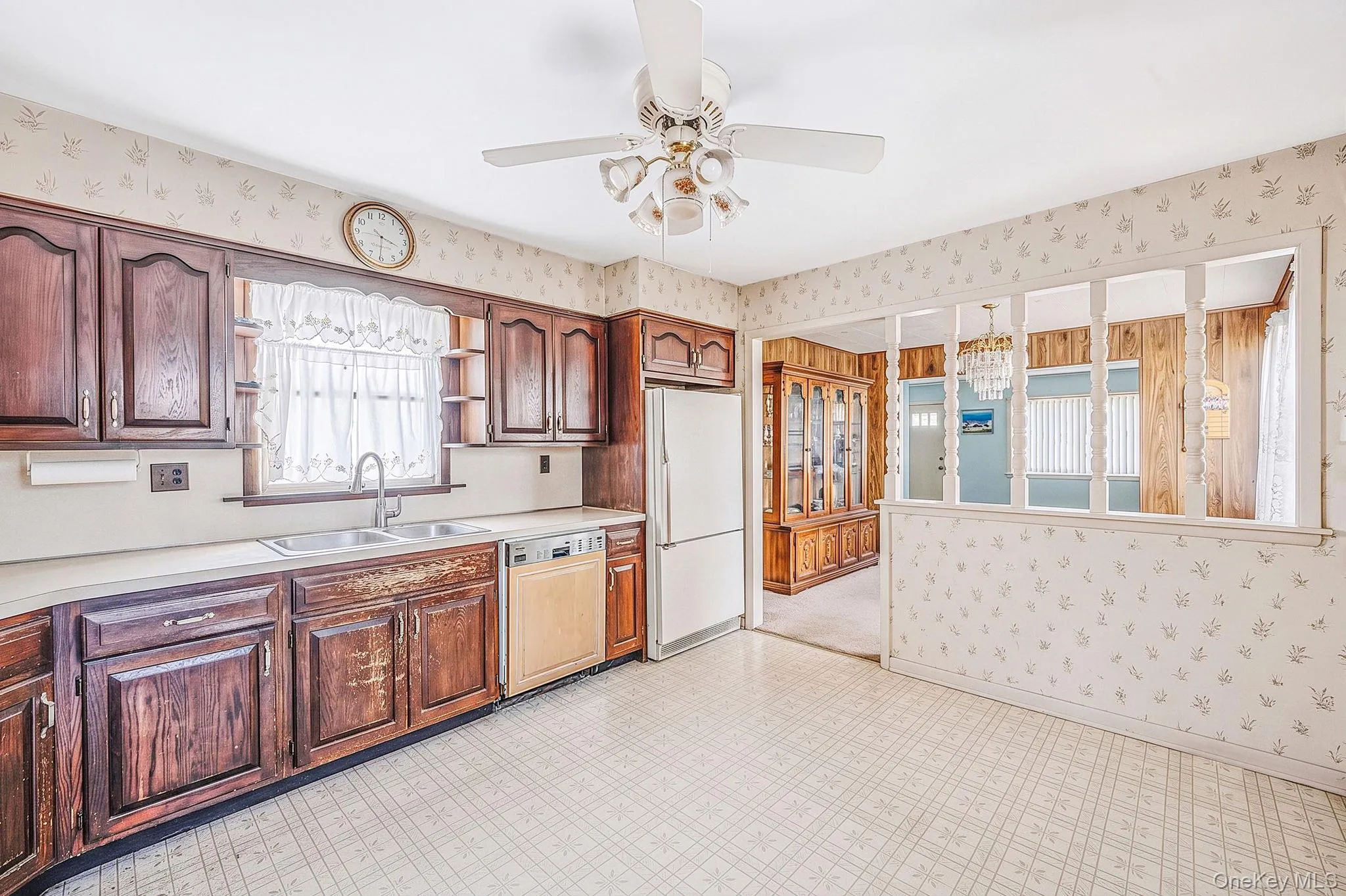 223 Fulton Avenue, Babylon, NY, 4 Bedrooms Bedrooms, 8 Rooms Rooms,1 BathroomBathrooms,Residential,For Rent,Fulton,0,1050947 223 Fulton Avenue, Babylon, NY, 4 Bedrooms Bedrooms, 8 Rooms Rooms,1 BathroomBathrooms,Residential,For Rent,Fulton,0,1050947