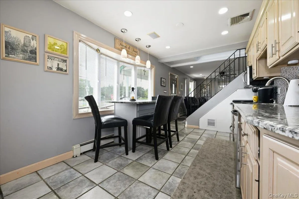 119 Periwinkle Road, Hempstead, NY, 5 Bedrooms Bedrooms, 8 Rooms Rooms,3 BathroomsBathrooms,Residential,For Rent,Periwinkle,0,1050956 119 Periwinkle Road, Hempstead, NY, 5 Bedrooms Bedrooms, 8 Rooms Rooms,3 BathroomsBathrooms,Residential,For Rent,Periwinkle,0,1050956