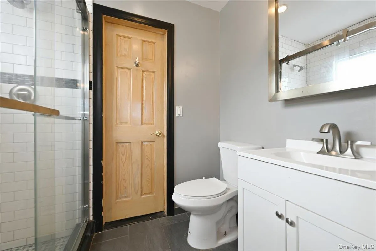 119 Periwinkle Road, Hempstead, NY, 5 Bedrooms Bedrooms, 8 Rooms Rooms,3 BathroomsBathrooms,Residential,For Rent,Periwinkle,0,1050956 119 Periwinkle Road, Hempstead, NY, 5 Bedrooms Bedrooms, 8 Rooms Rooms,3 BathroomsBathrooms,Residential,For Rent,Periwinkle,0,1050956