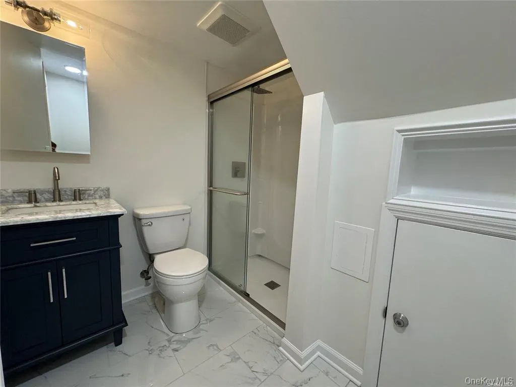 4 Nicholas Court, Smithtown, NY, 2 Bedroom Bedrooms, 3 Room Rooms,1 BathroomBathrooms,Residential Lease,For Rent,Nicholas,0,1050959 4 Nicholas Court, Smithtown, NY, 2 Bedroom Bedrooms, 3 Room Rooms,1 BathroomBathrooms,Residential Lease,For Rent,Nicholas,0,1050959