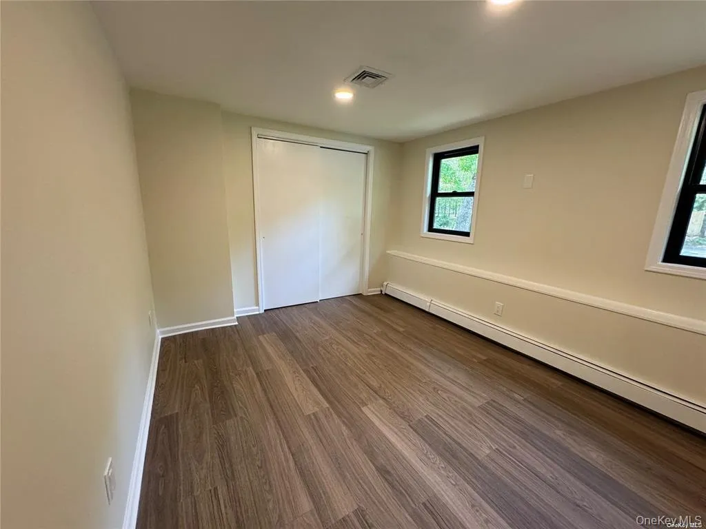 4 Nicholas Court, Smithtown, NY, 2 Bedroom Bedrooms, 3 Room Rooms,1 BathroomBathrooms,Residential Lease,For Rent,Nicholas,0,1050959 4 Nicholas Court, Smithtown, NY, 2 Bedroom Bedrooms, 3 Room Rooms,1 BathroomBathrooms,Residential Lease,For Rent,Nicholas,0,1050959
