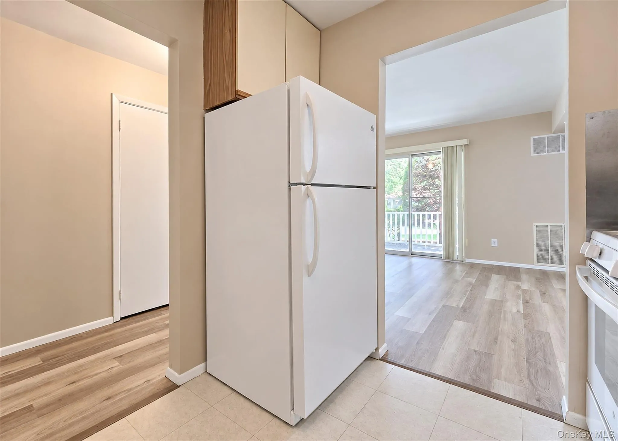 273 Fairview Circle, Brookhaven, NY, 2 Bedrooms Bedrooms, 4 Rooms Rooms,1 BathroomBathrooms,Residential,For Rent,Fairview,0,1050968 273 Fairview Circle, Brookhaven, NY, 2 Bedrooms Bedrooms, 4 Rooms Rooms,1 BathroomBathrooms,Residential,For Rent,Fairview,0,1050968