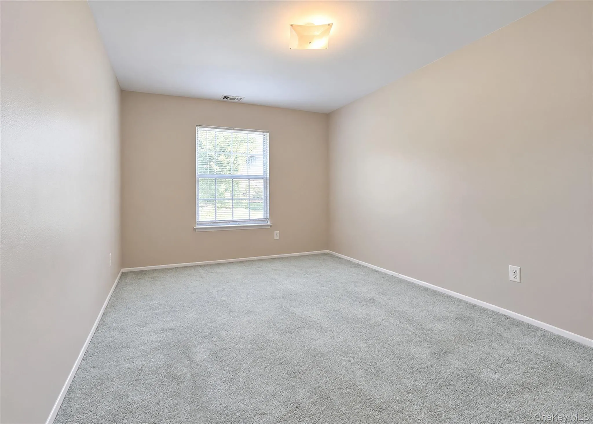 273 Fairview Circle, Brookhaven, NY, 2 Bedrooms Bedrooms, 4 Rooms Rooms,1 BathroomBathrooms,Residential,For Rent,Fairview,0,1050968 273 Fairview Circle, Brookhaven, NY, 2 Bedrooms Bedrooms, 4 Rooms Rooms,1 BathroomBathrooms,Residential,For Rent,Fairview,0,1050968