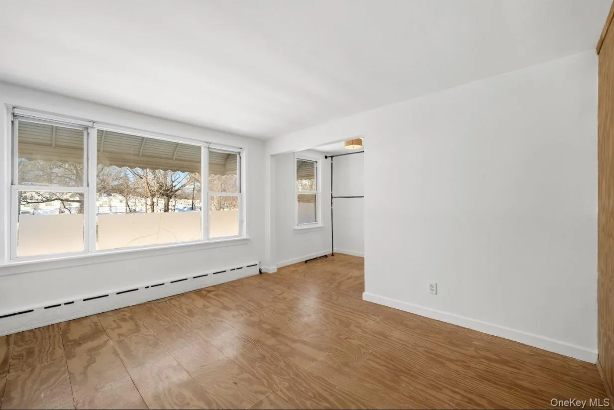 108 Jackie Robinson Parkway, New York, NY, 3 Bedrooms Bedrooms, 6 Rooms Rooms,1 BathroomBathrooms,Residential,For Rent,Jackie Robinson,0,1050970 108 Jackie Robinson Parkway, New York, NY, 3 Bedrooms Bedrooms, 6 Rooms Rooms,1 BathroomBathrooms,Residential,For Rent,Jackie Robinson,0,1050970