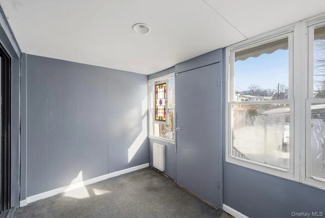 Enclosed porch Enclosed porch