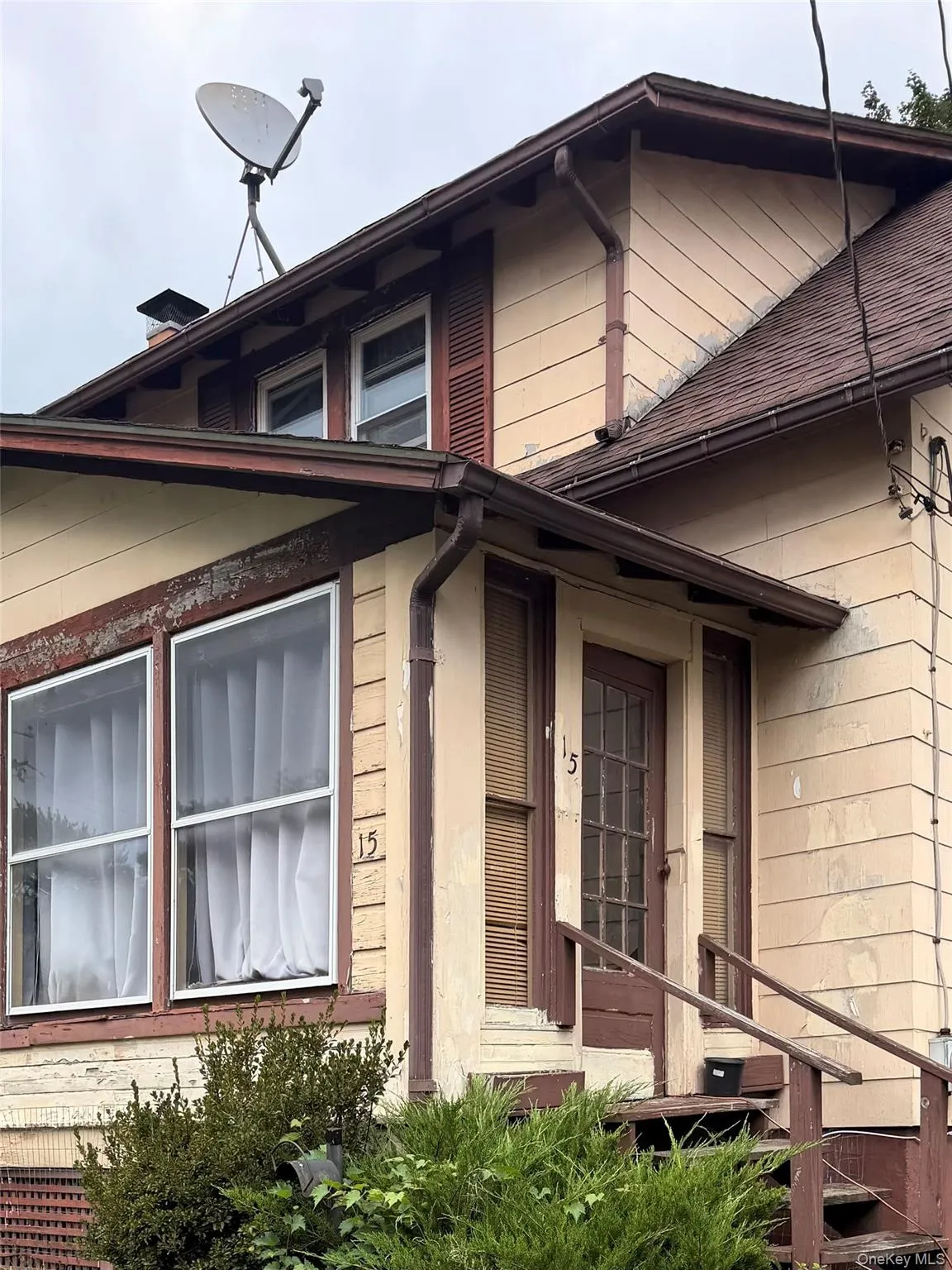15 Grove Street, Ulster, NY, 3 Bedrooms Bedrooms, 7 Rooms Rooms,1 BathroomBathrooms,Residential,For Rent,Grove,0,1050972 15 Grove Street, Ulster, NY, 3 Bedrooms Bedrooms, 7 Rooms Rooms,1 BathroomBathrooms,Residential,For Rent,Grove,0,1050972