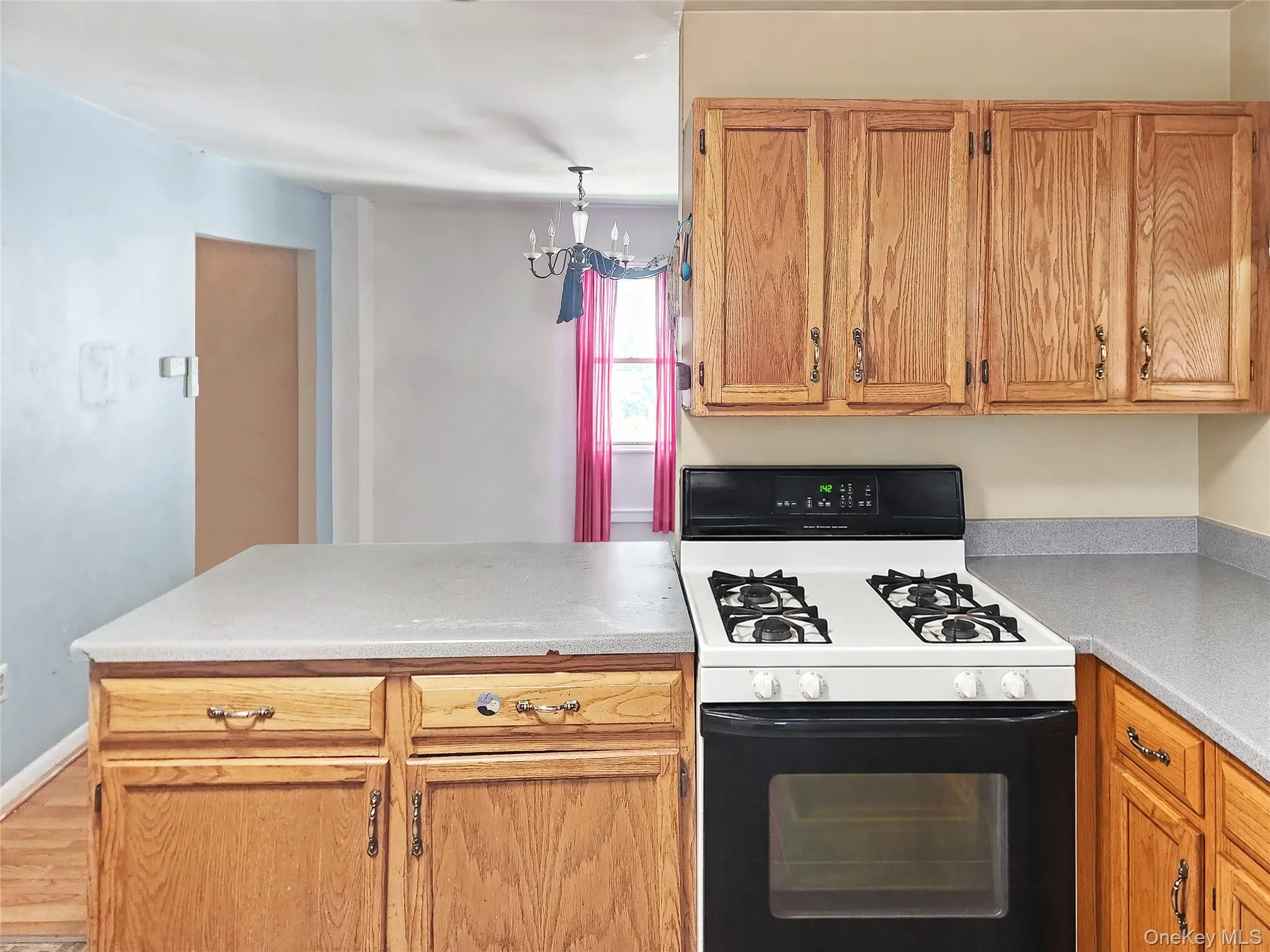 15 Grove Street, Ulster, NY, 3 Bedrooms Bedrooms, 7 Rooms Rooms,1 BathroomBathrooms,Residential,For Rent,Grove,0,1050972 15 Grove Street, Ulster, NY, 3 Bedrooms Bedrooms, 7 Rooms Rooms,1 BathroomBathrooms,Residential,For Rent,Grove,0,1050972