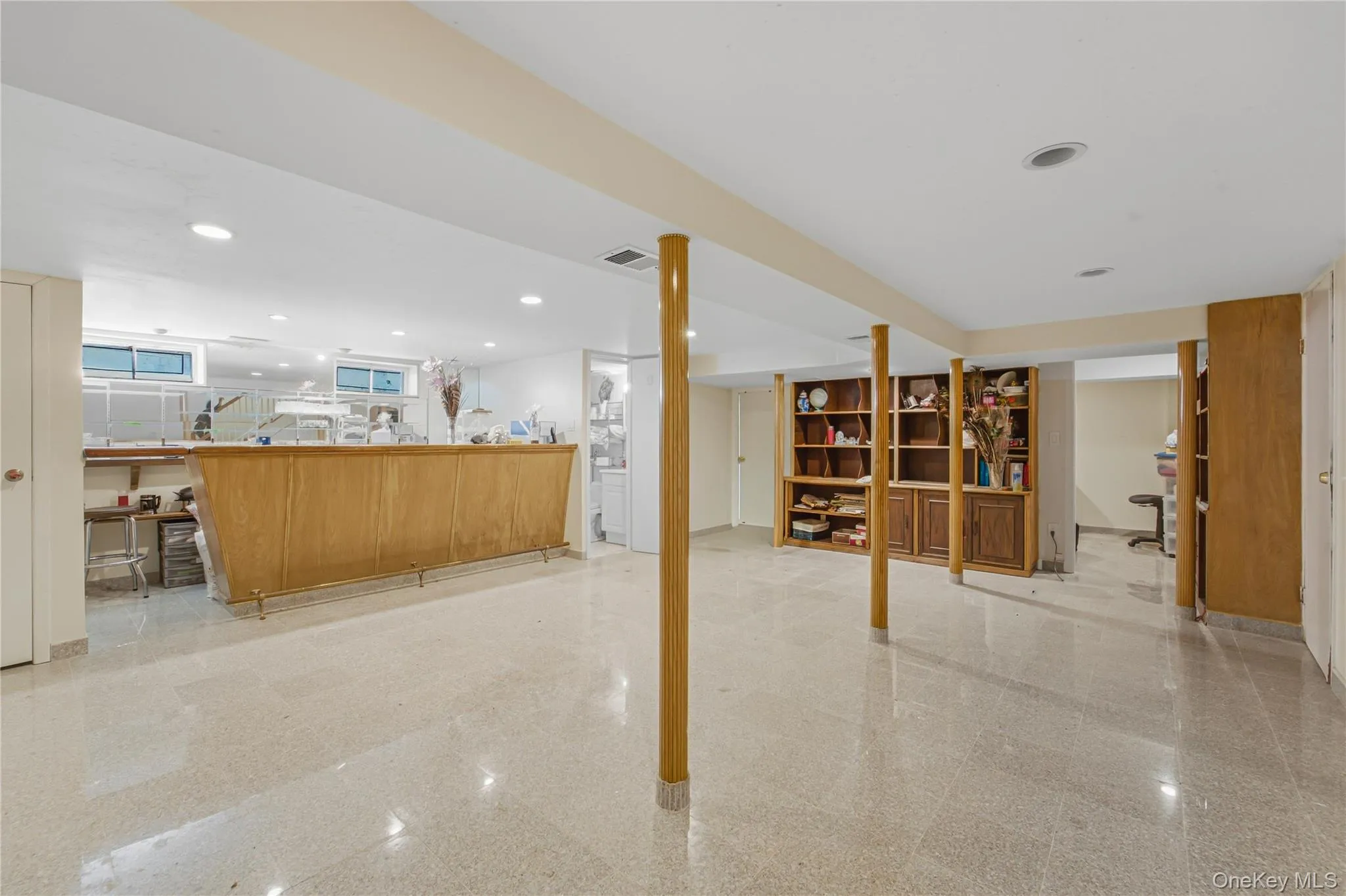 27 Driftwood Drive, North Hempstead, NY, 5 Bedrooms Bedrooms, 9 Rooms Rooms,3 BathroomsBathrooms,Residential,For Rent,Driftwood,0,1050979 27 Driftwood Drive, North Hempstead, NY, 5 Bedrooms Bedrooms, 9 Rooms Rooms,3 BathroomsBathrooms,Residential,For Rent,Driftwood,0,1050979