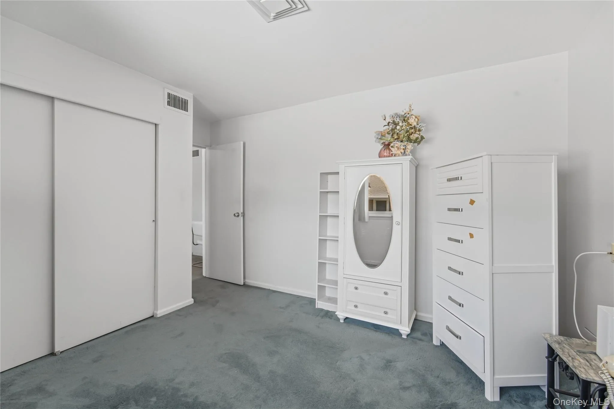 27 Driftwood Drive, North Hempstead, NY, 5 Bedrooms Bedrooms, 9 Rooms Rooms,3 BathroomsBathrooms,Residential,For Rent,Driftwood,0,1050979 27 Driftwood Drive, North Hempstead, NY, 5 Bedrooms Bedrooms, 9 Rooms Rooms,3 BathroomsBathrooms,Residential,For Rent,Driftwood,0,1050979