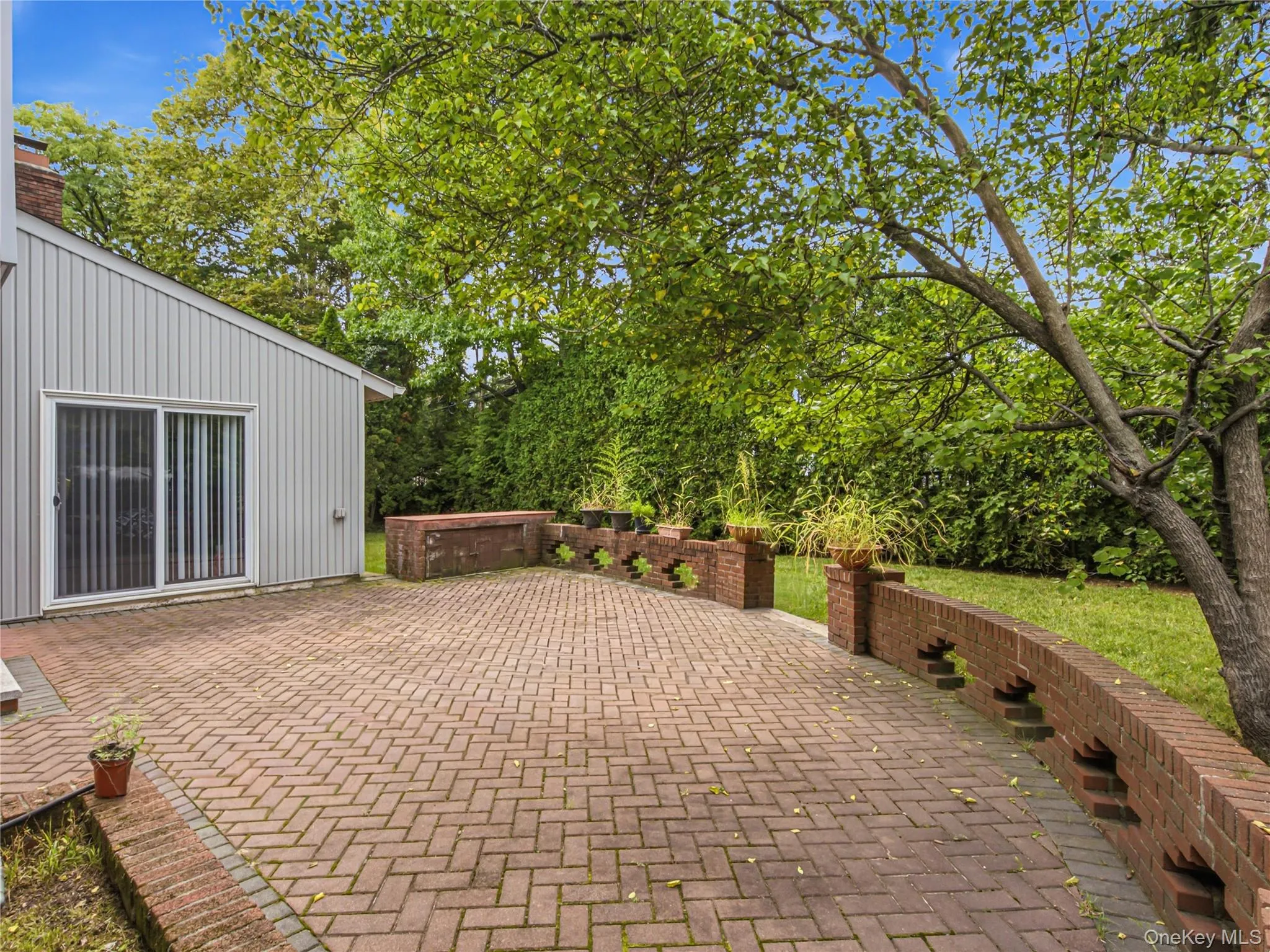 27 Driftwood Drive, North Hempstead, NY, 5 Bedrooms Bedrooms, 9 Rooms Rooms,3 BathroomsBathrooms,Residential,For Rent,Driftwood,0,1050979 27 Driftwood Drive, North Hempstead, NY, 5 Bedrooms Bedrooms, 9 Rooms Rooms,3 BathroomsBathrooms,Residential,For Rent,Driftwood,0,1050979