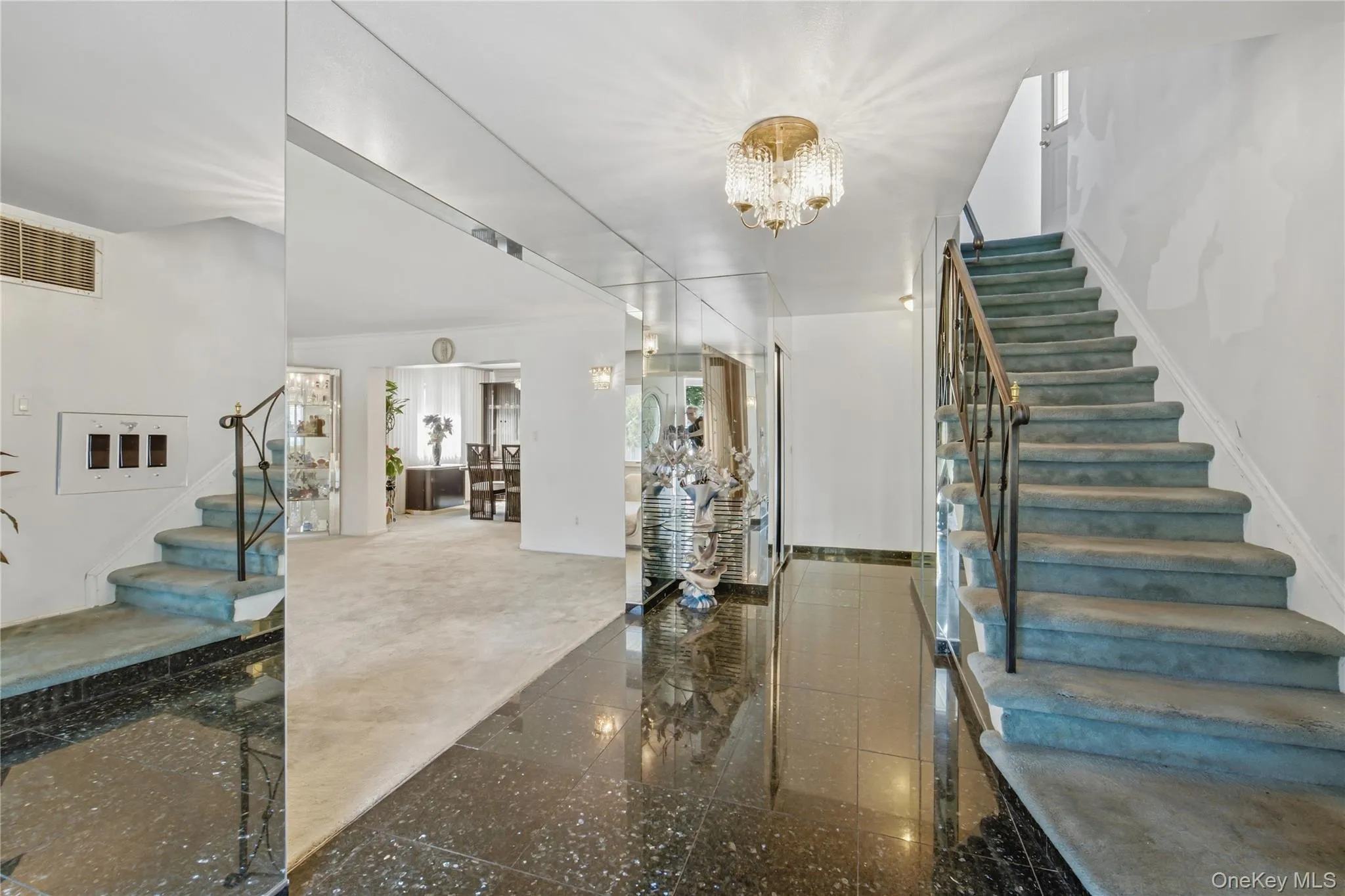 27 Driftwood Drive, North Hempstead, NY, 5 Bedrooms Bedrooms, 9 Rooms Rooms,3 BathroomsBathrooms,Residential,For Rent,Driftwood,0,1050979 27 Driftwood Drive, North Hempstead, NY, 5 Bedrooms Bedrooms, 9 Rooms Rooms,3 BathroomsBathrooms,Residential,For Rent,Driftwood,0,1050979