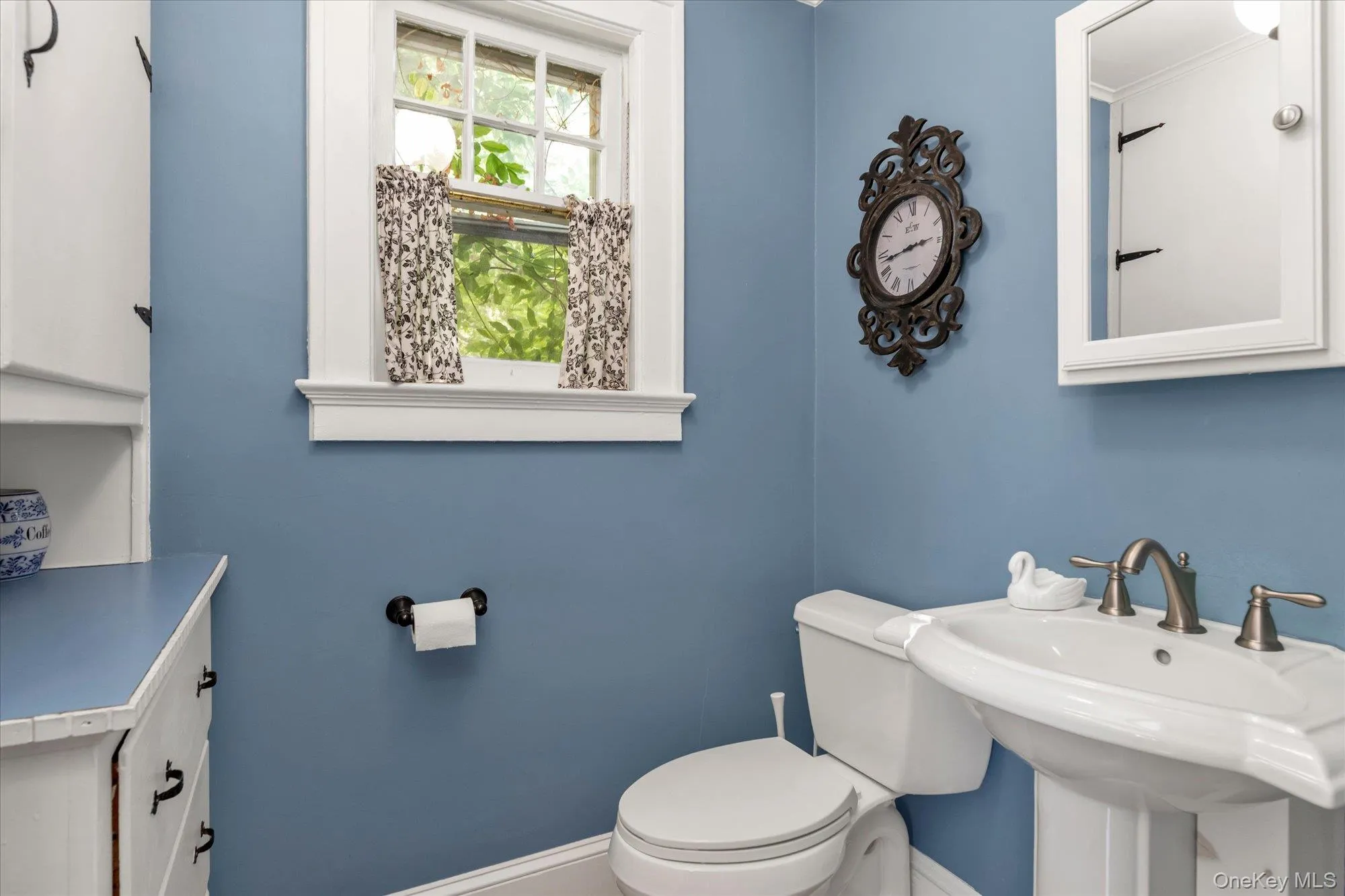 34 Kingsland Place, Babylon, NY, 3 Bedrooms Bedrooms, 8 Rooms Rooms,1 BathroomBathrooms,Residential,For Rent,Kingsland,0,1050985 34 Kingsland Place, Babylon, NY, 3 Bedrooms Bedrooms, 8 Rooms Rooms,1 BathroomBathrooms,Residential,For Rent,Kingsland,0,1050985