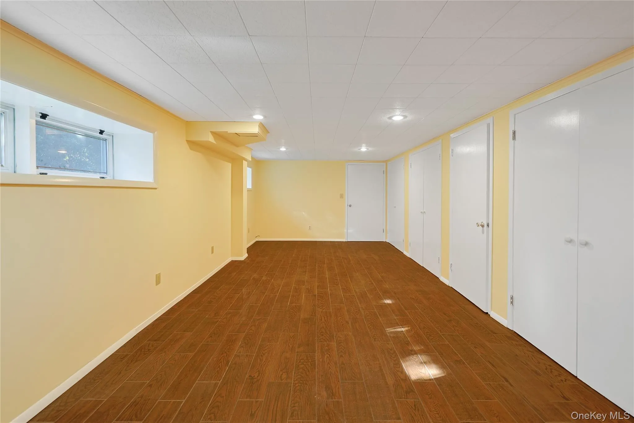 168 Glenmore Street, North Hempstead, NY, 5 Bedrooms Bedrooms, 9 Rooms Rooms,2 BathroomsBathrooms,Residential Lease,For Rent,Glenmore,0,1050991 168 Glenmore Street, North Hempstead, NY, 5 Bedrooms Bedrooms, 9 Rooms Rooms,2 BathroomsBathrooms,Residential Lease,For Rent,Glenmore,0,1050991