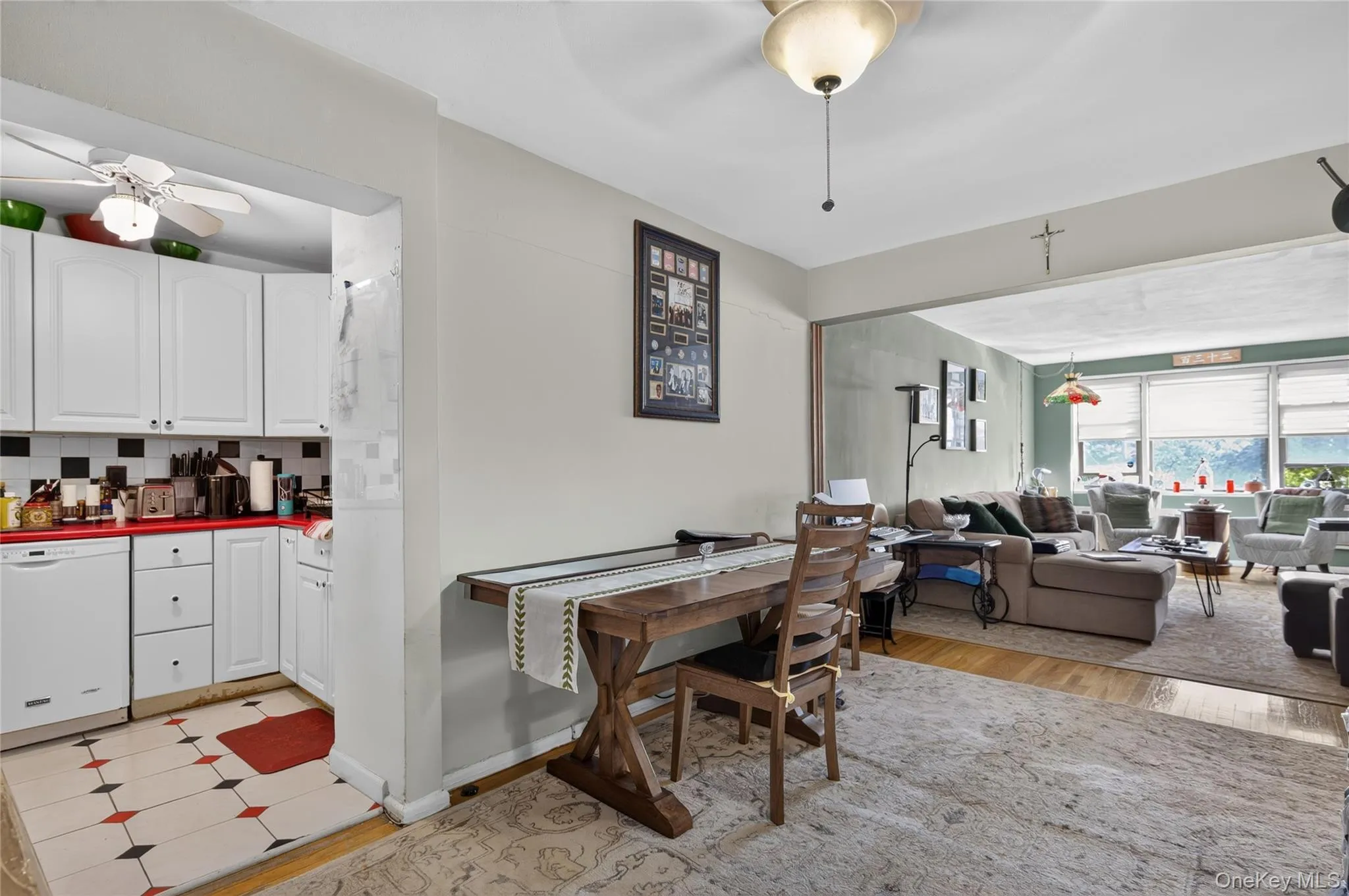 5 Birchwood Court, North Hempstead, NY, 1 Bedroom Bedrooms, 4 Rooms Rooms,1 BathroomBathrooms,Residential,For Rent,Birchwood,0,1050995 5 Birchwood Court, North Hempstead, NY, 1 Bedroom Bedrooms, 4 Rooms Rooms,1 BathroomBathrooms,Residential,For Rent,Birchwood,0,1050995