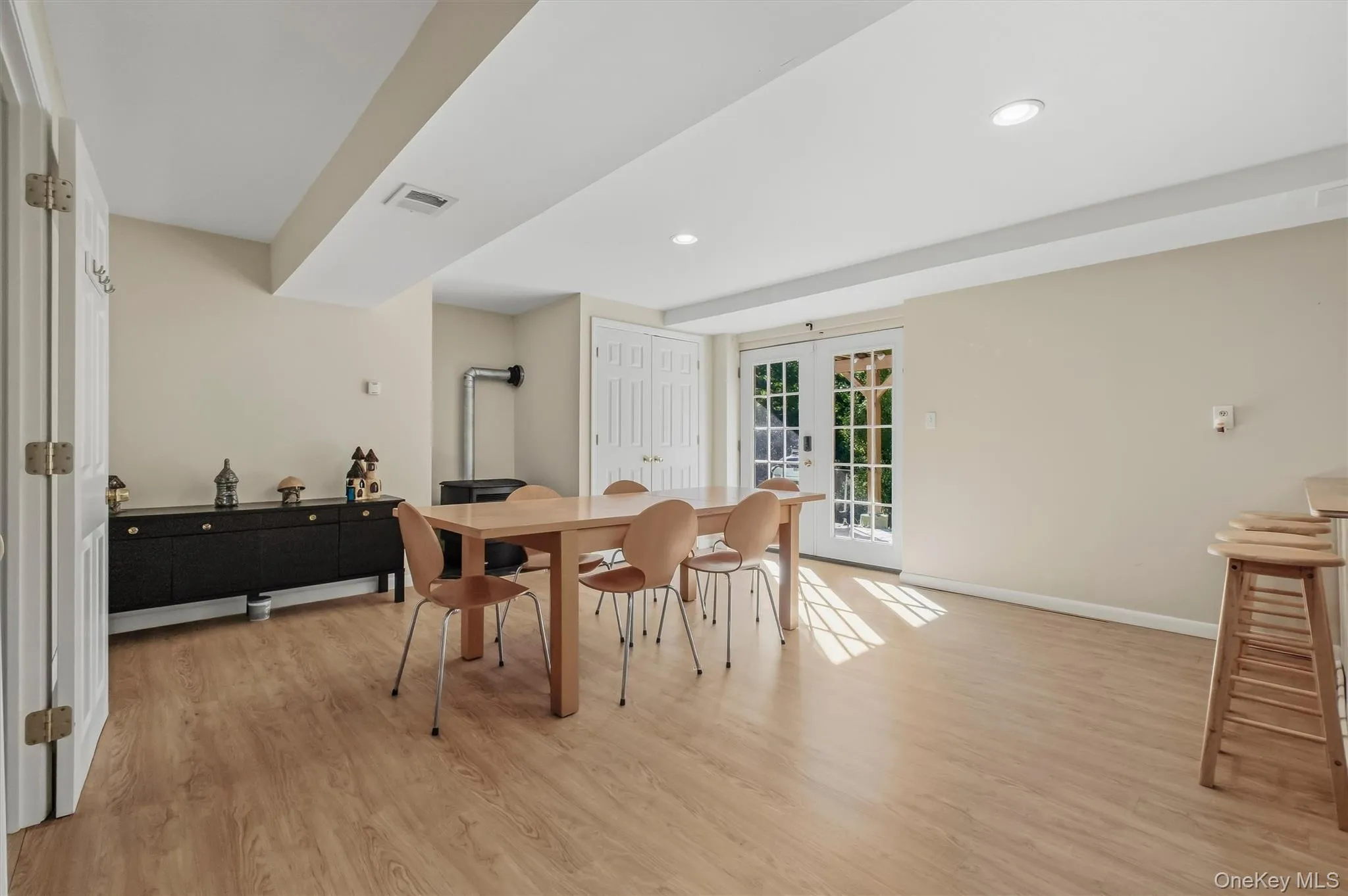 183 Lookout Pass, Beekman, NY, 3 Bedrooms Bedrooms, 11 Rooms Rooms,3 BathroomsBathrooms,Residential,For Rent,Lookout,0,1050999 183 Lookout Pass, Beekman, NY, 3 Bedrooms Bedrooms, 11 Rooms Rooms,3 BathroomsBathrooms,Residential,For Rent,Lookout,0,1050999