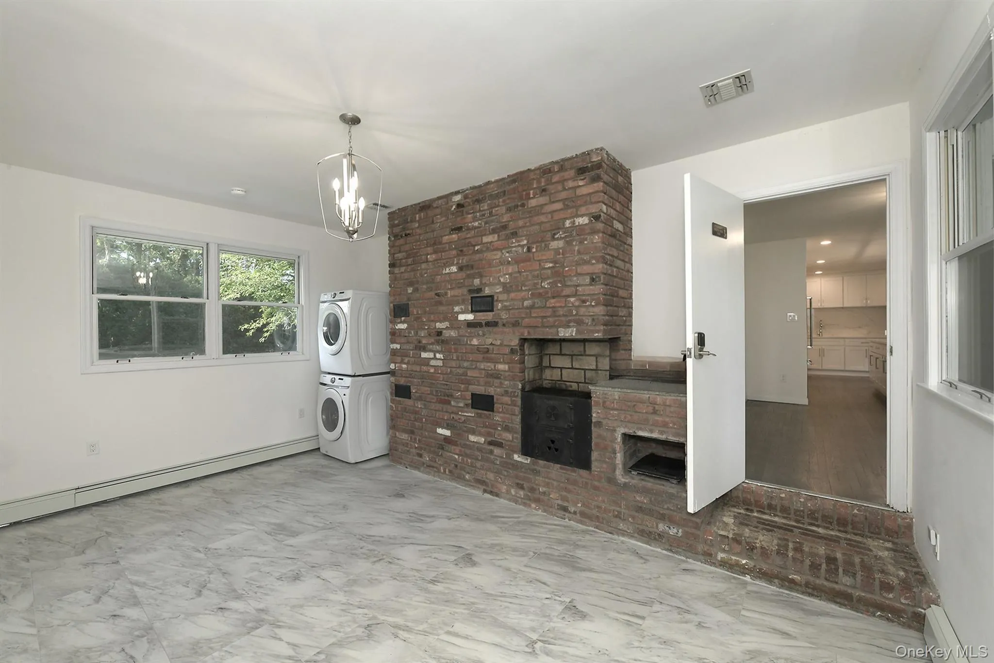 1950 Midlane, Oyster Bay, NY, 4 Bedrooms Bedrooms, 9 Rooms Rooms,3 BathroomsBathrooms,Residential,For Rent,Midlane,0,1051000 1950 Midlane, Oyster Bay, NY, 4 Bedrooms Bedrooms, 9 Rooms Rooms,3 BathroomsBathrooms,Residential,For Rent,Midlane,0,1051000
