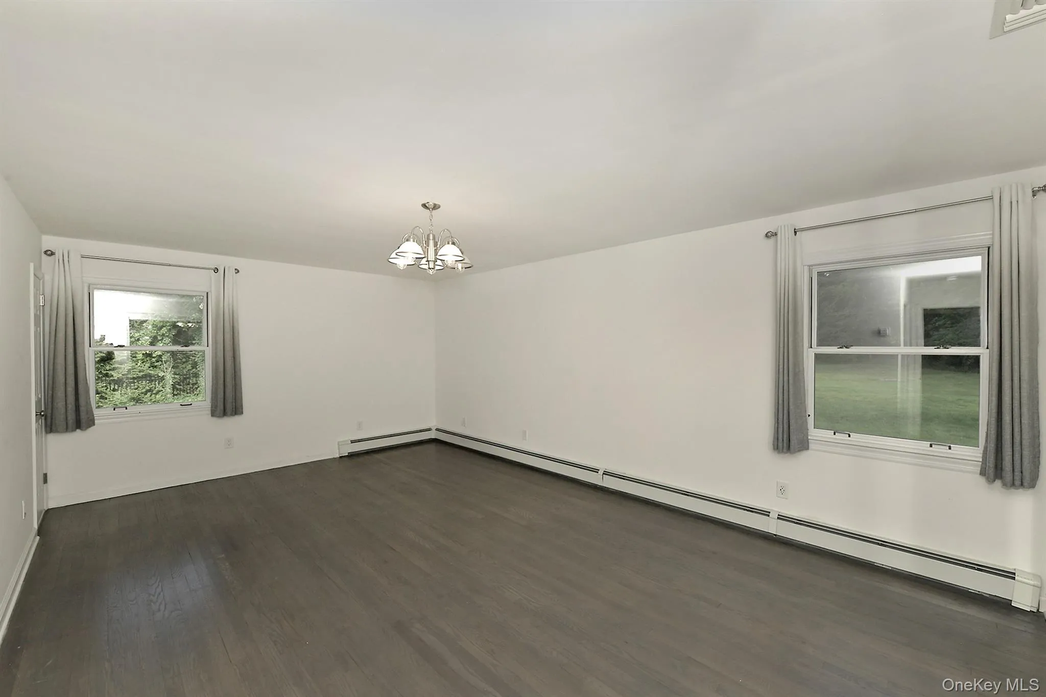 1950 Midlane, Oyster Bay, NY, 4 Bedrooms Bedrooms, 9 Rooms Rooms,3 BathroomsBathrooms,Residential,For Rent,Midlane,0,1051000 1950 Midlane, Oyster Bay, NY, 4 Bedrooms Bedrooms, 9 Rooms Rooms,3 BathroomsBathrooms,Residential,For Rent,Midlane,0,1051000