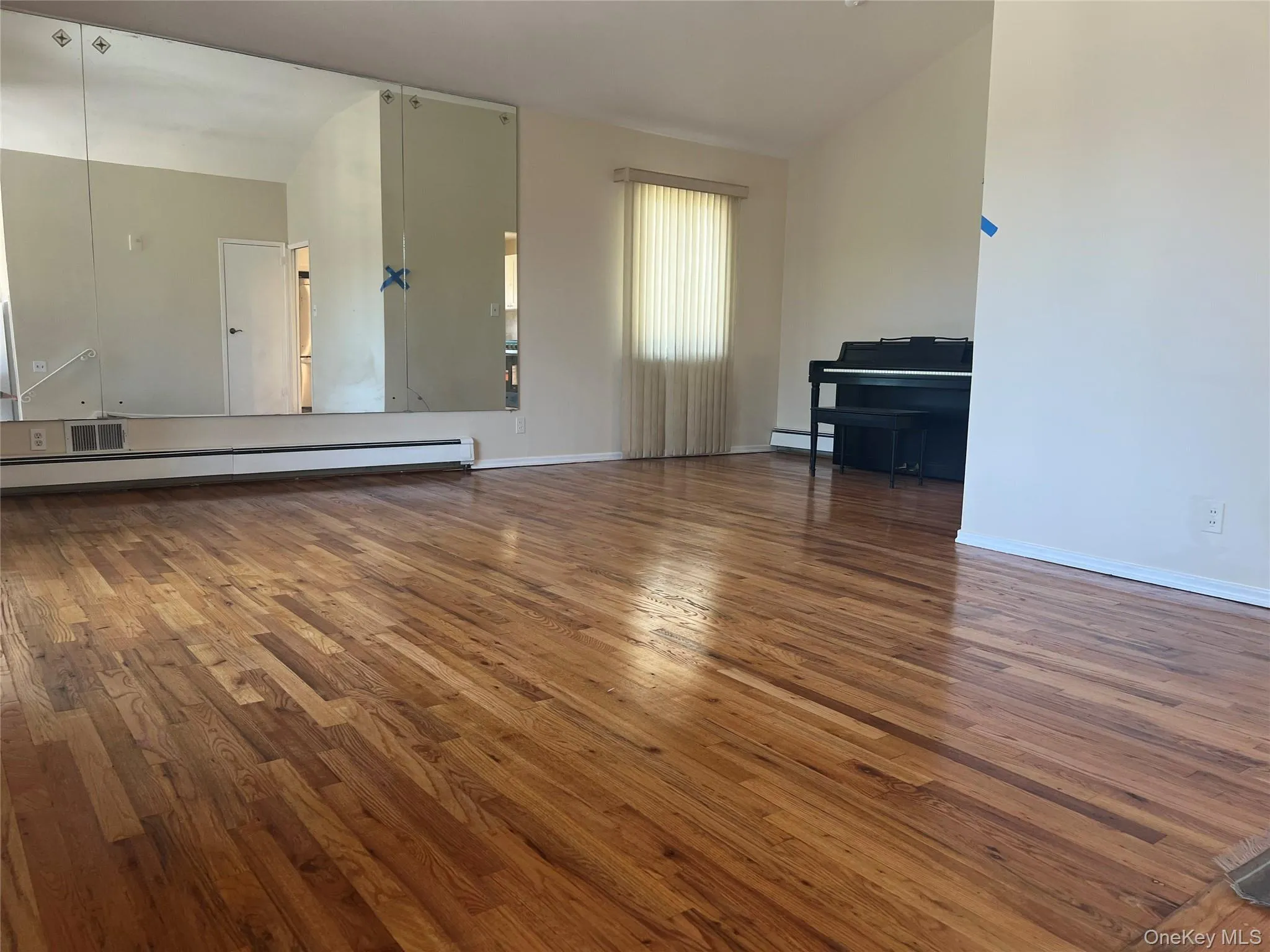 15811 79th Street, New York, NY, 4 Bedrooms Bedrooms, 8 Rooms Rooms,2 BathroomsBathrooms,Residential,For Rent,79th,0,1051002 15811 79th Street, New York, NY, 4 Bedrooms Bedrooms, 8 Rooms Rooms,2 BathroomsBathrooms,Residential,For Rent,79th,0,1051002