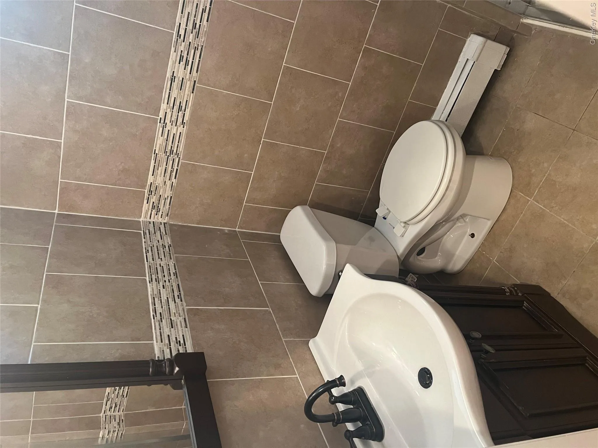 15811 79th Street, New York, NY, 4 Bedrooms Bedrooms, 8 Rooms Rooms,2 BathroomsBathrooms,Residential,For Rent,79th,0,1051002 15811 79th Street, New York, NY, 4 Bedrooms Bedrooms, 8 Rooms Rooms,2 BathroomsBathrooms,Residential,For Rent,79th,0,1051002