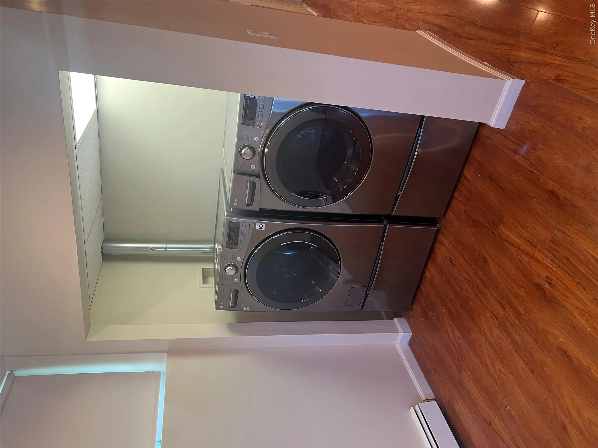 15811 79th Street, New York, NY, 4 Bedrooms Bedrooms, 8 Rooms Rooms,2 BathroomsBathrooms,Residential,For Rent,79th,0,1051002 15811 79th Street, New York, NY, 4 Bedrooms Bedrooms, 8 Rooms Rooms,2 BathroomsBathrooms,Residential,For Rent,79th,0,1051002