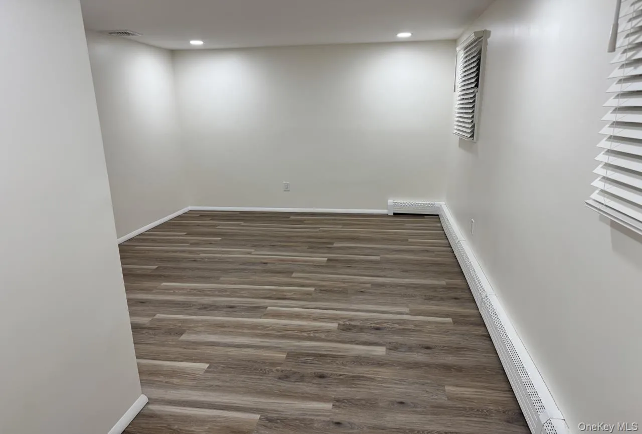 219 Bellerose Avenue, Huntington, NY, 5 Bedroom Bedrooms, 8 Room Rooms,3 BathroomBathrooms,Residential Lease,For Rent,Bellerose,0,1051004 219 Bellerose Avenue, Huntington, NY, 5 Bedroom Bedrooms, 8 Room Rooms,3 BathroomBathrooms,Residential Lease,For Rent,Bellerose,0,1051004